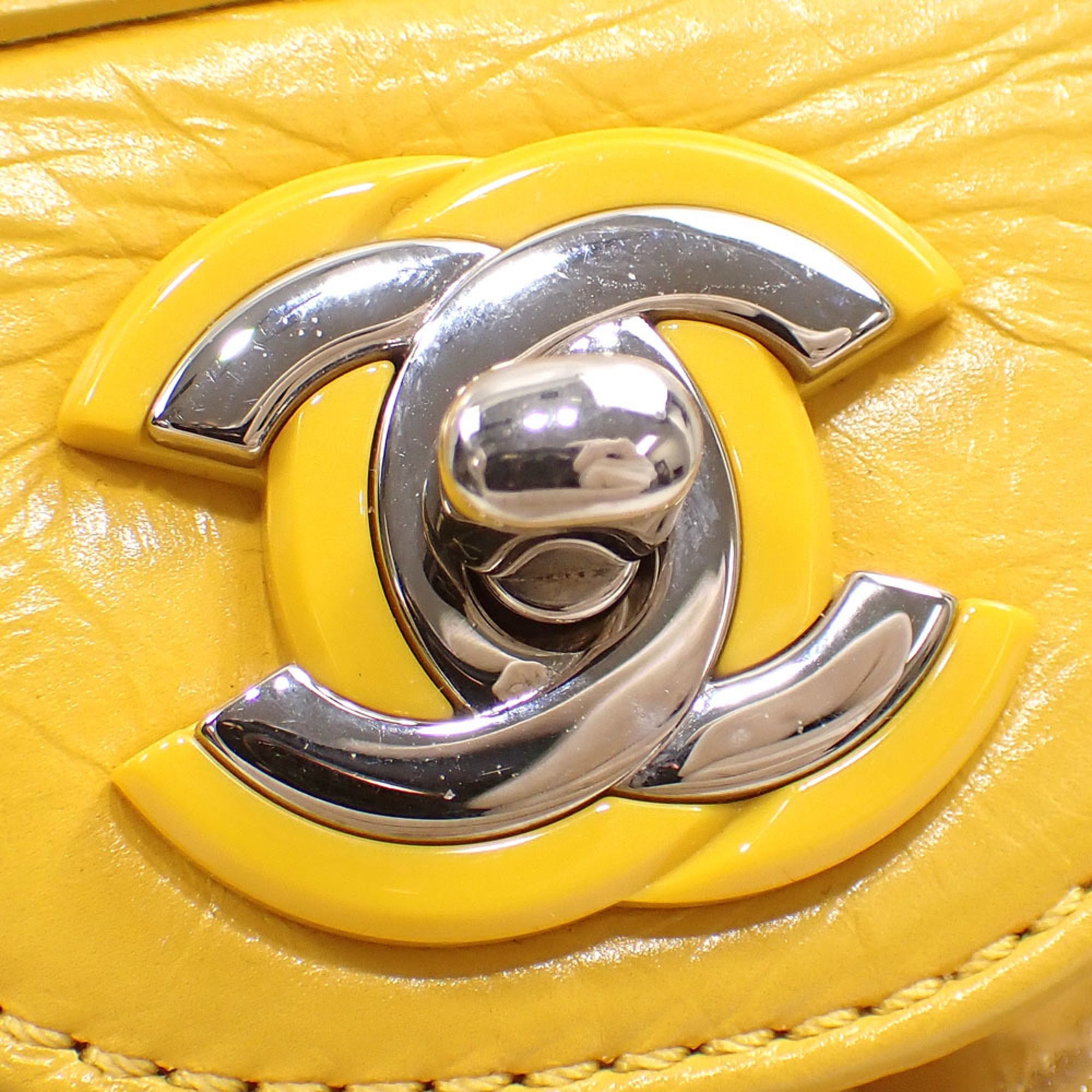 Leather Vinyl Backpack (Pre-Owned) - Chanel - Modalova