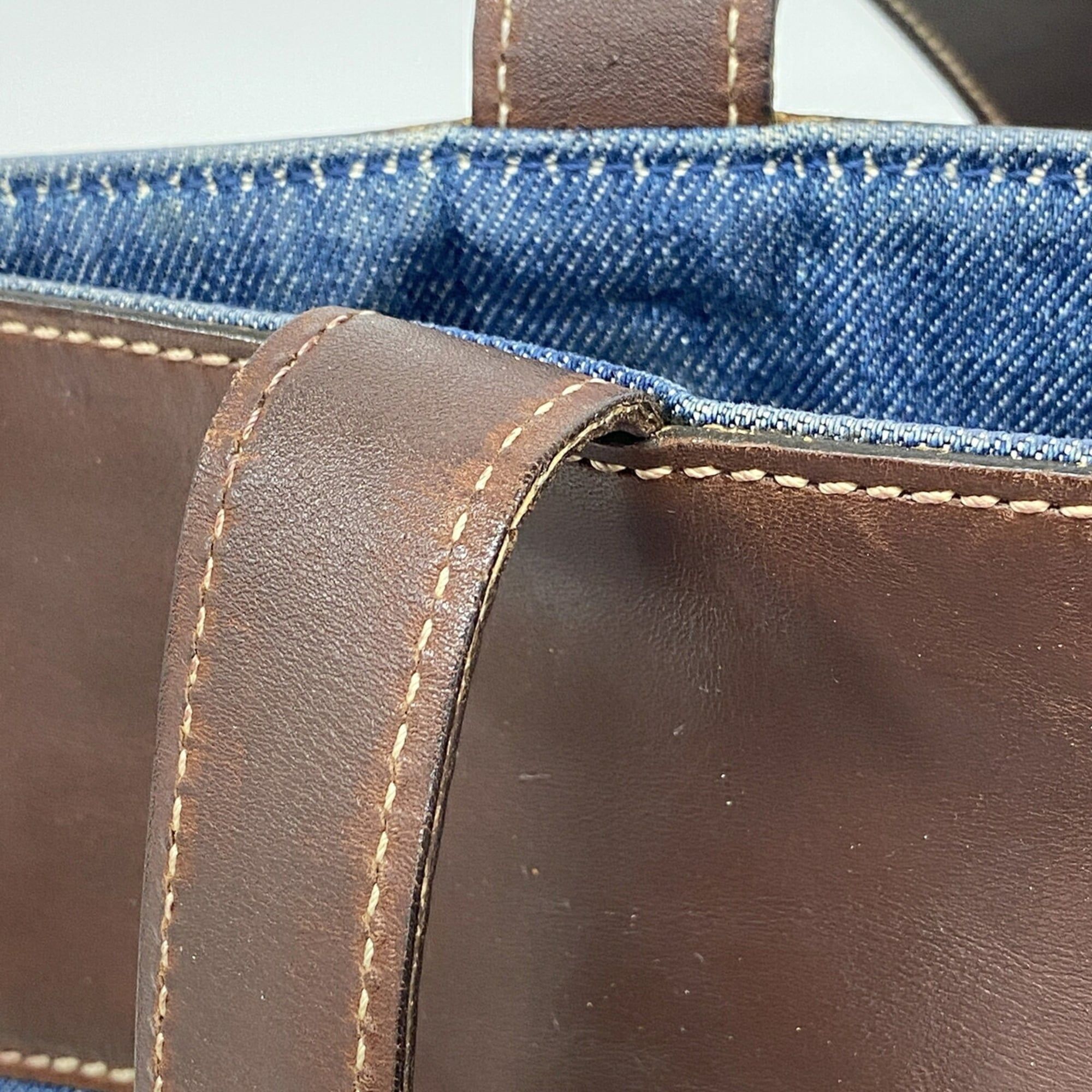 Denim Tote Bag (Pre-Owned) - Chanel - Modalova
