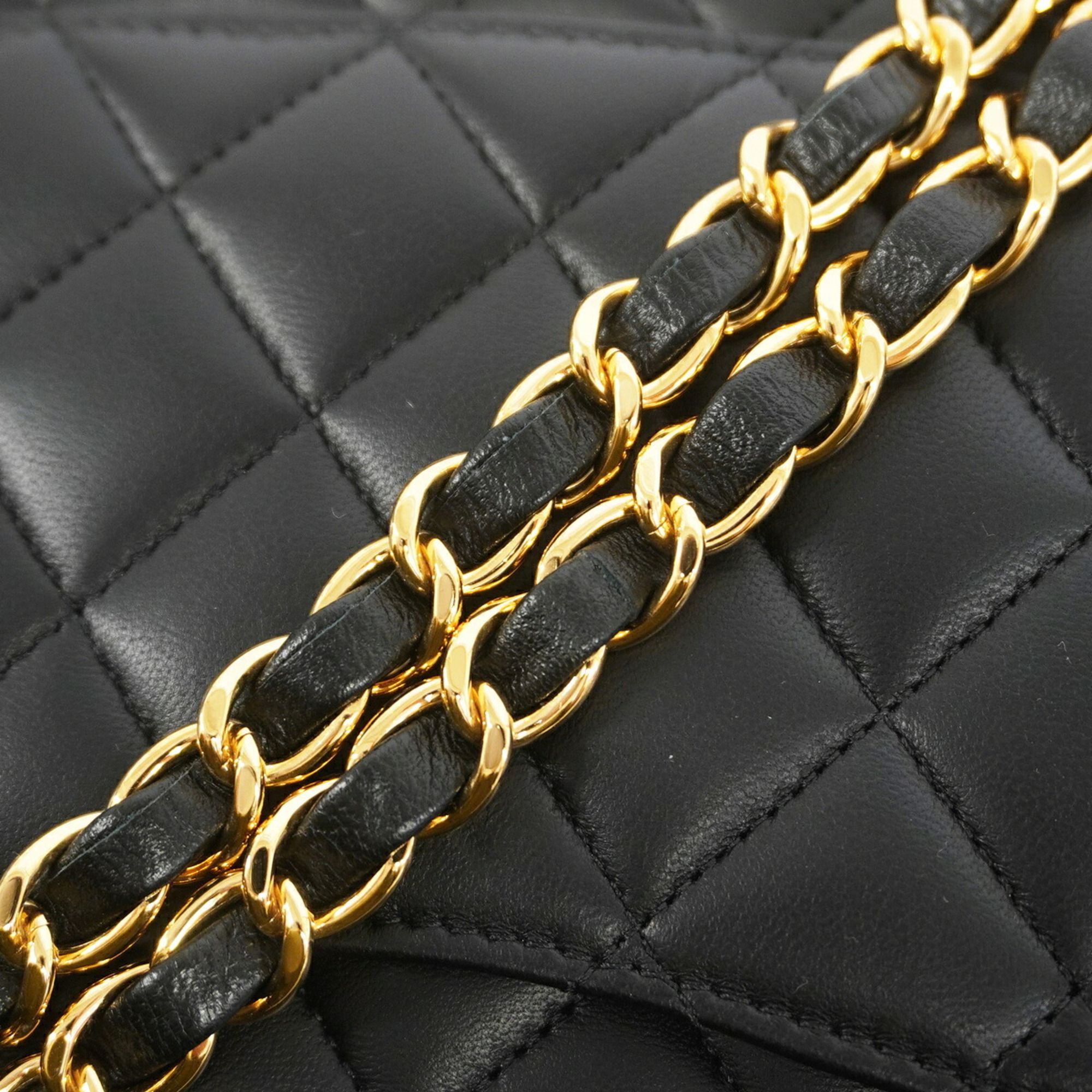 Leather Shoulder Bag (Pre-Owned) - Chanel - Modalova