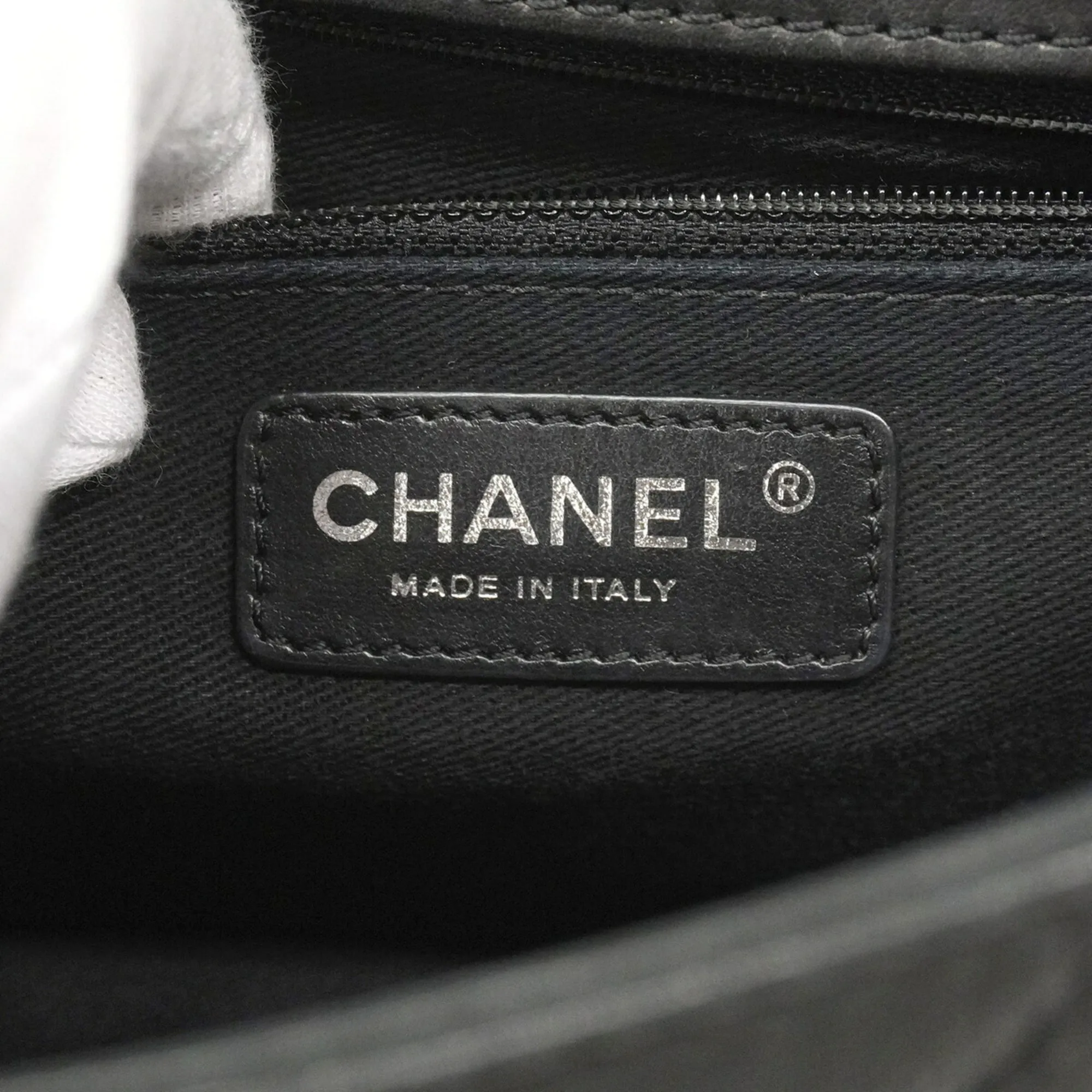 Leather Shoulder Bag (Pre-Owned) - Chanel - Modalova