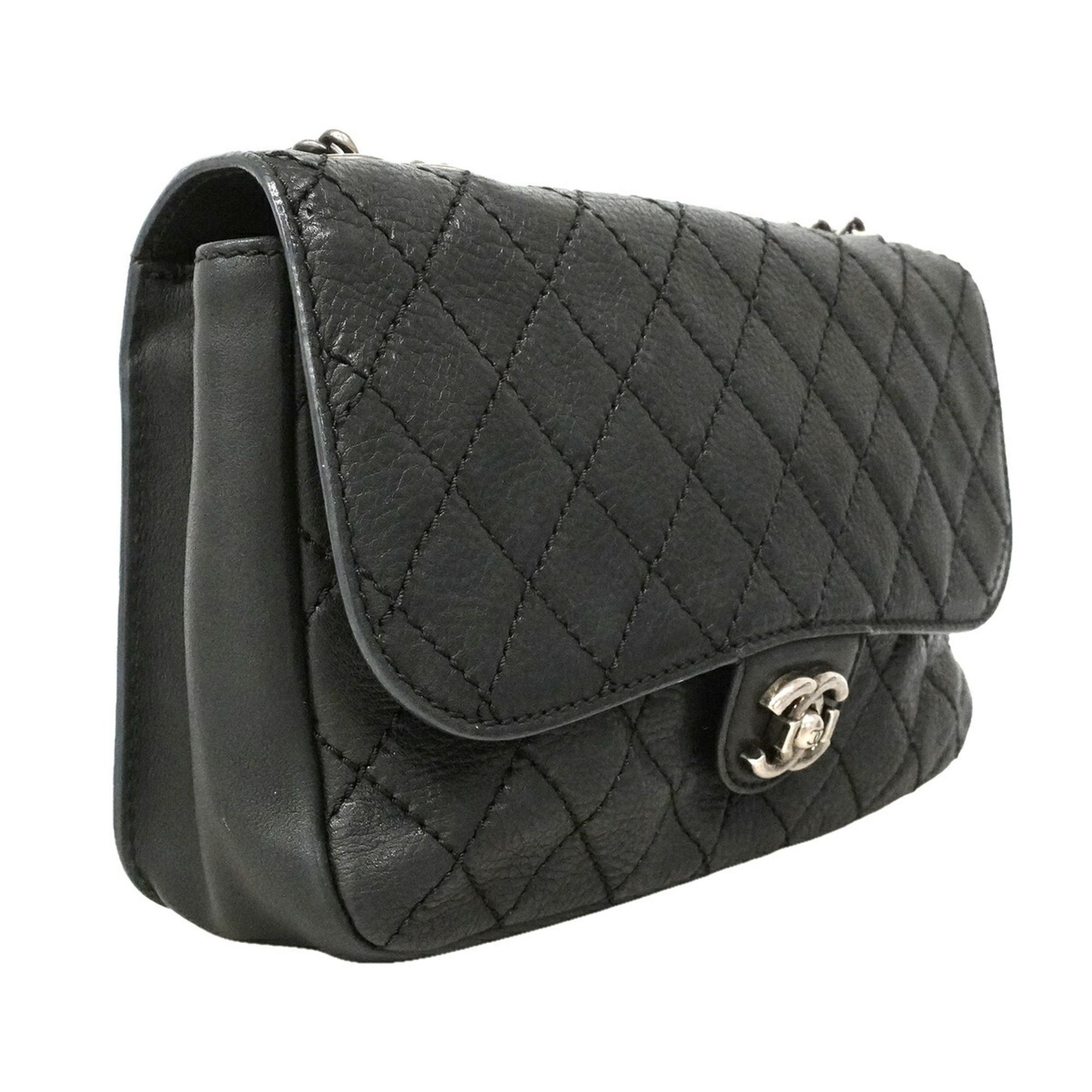 Leather Shoulder Bag (Pre-Owned) - Chanel - Modalova