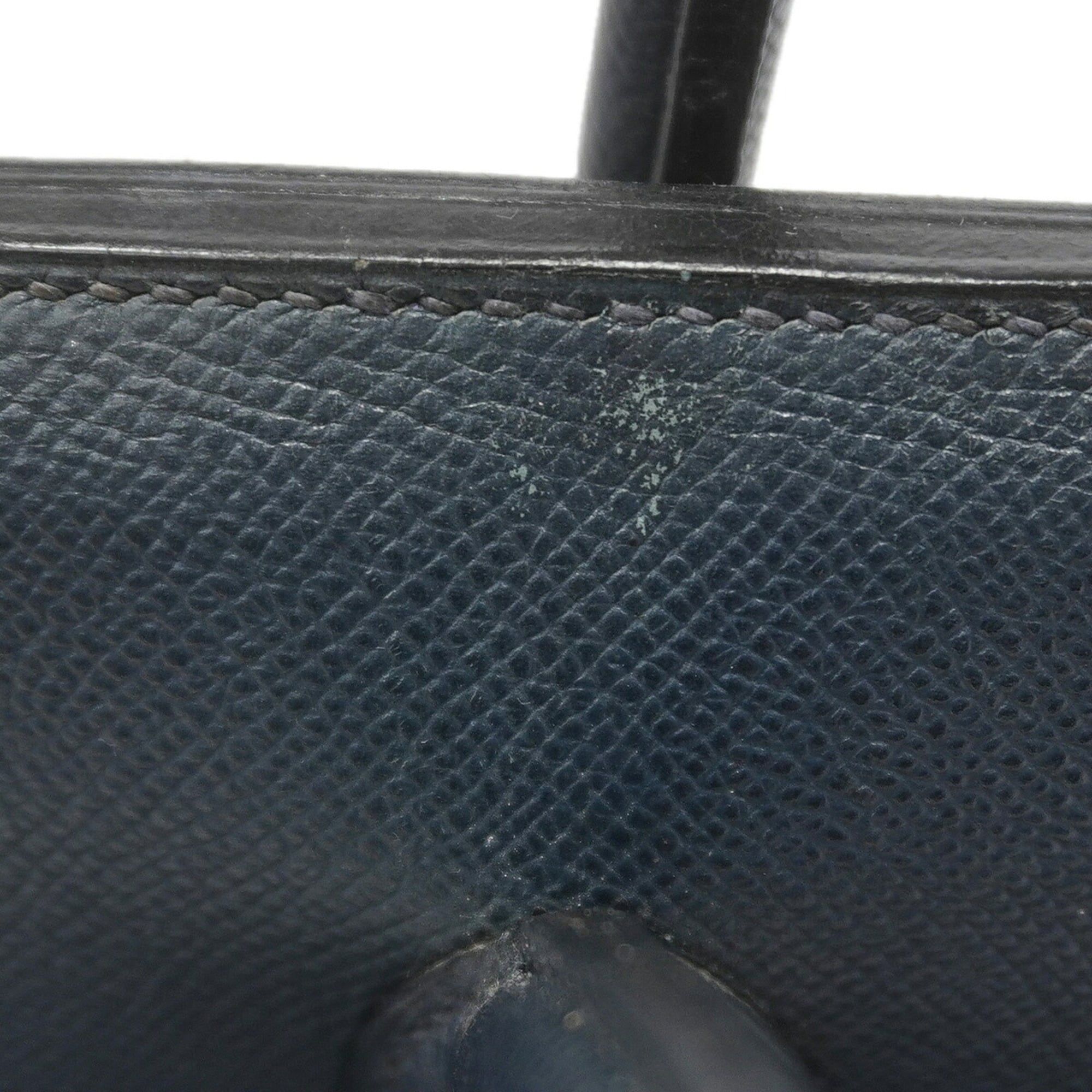 Courchevel Leather Handbag (Pre-Owned) - Hermes - Modalova