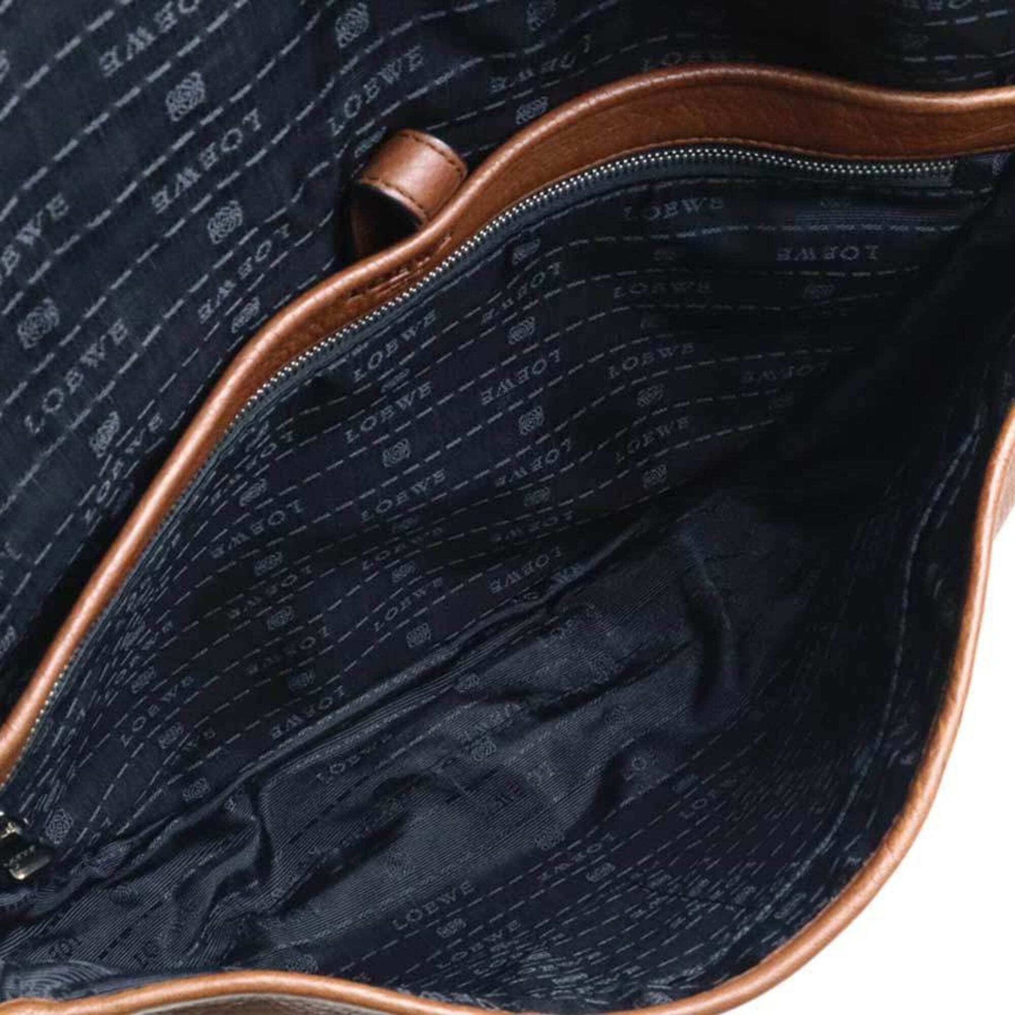 Leather Shoulder Bag (Pre-Owned) - Loewe - Modalova