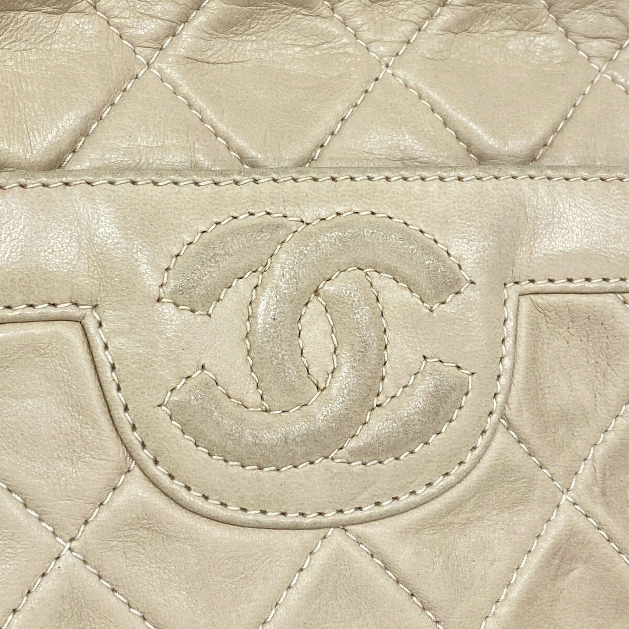 Leather Shoulder Bag (Pre-Owned) - Chanel - Modalova