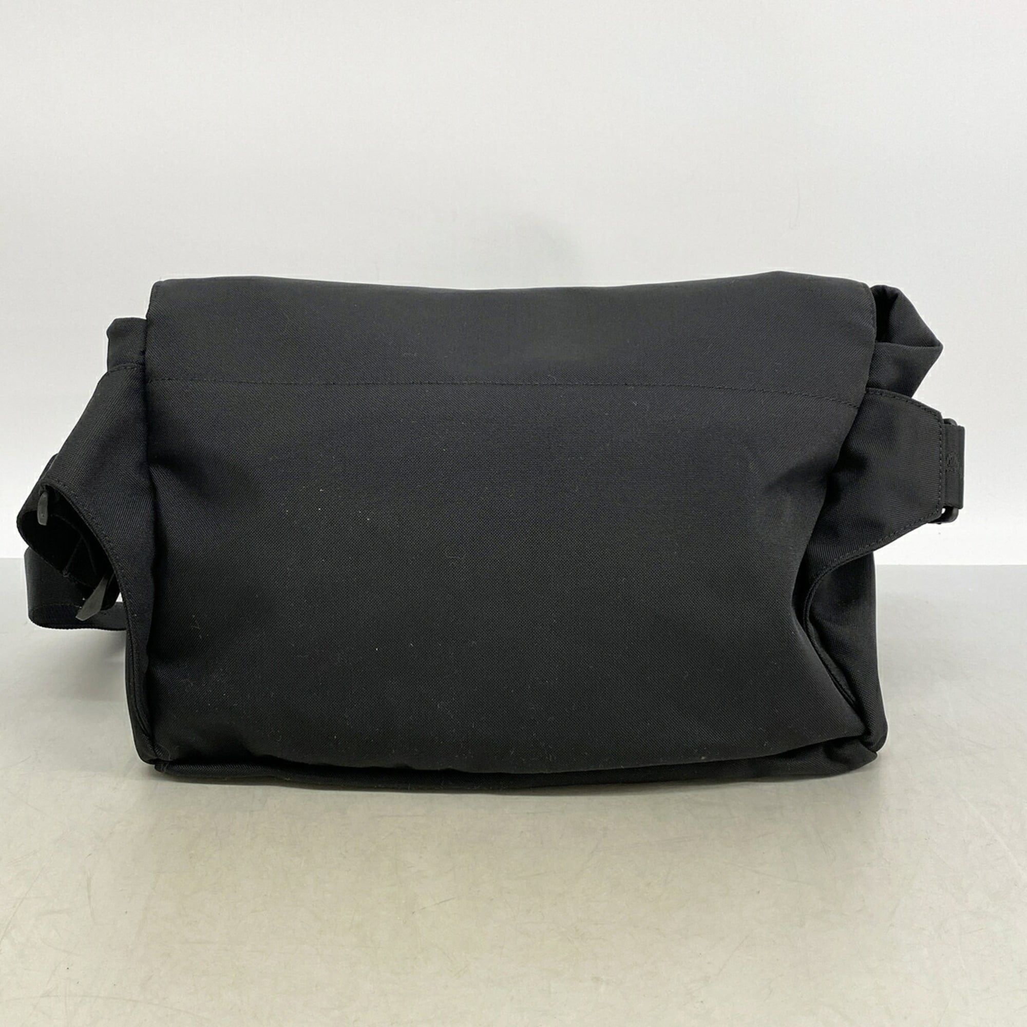 Nylon Shoulder Bag (Pre-Owned) - Chanel - Modalova