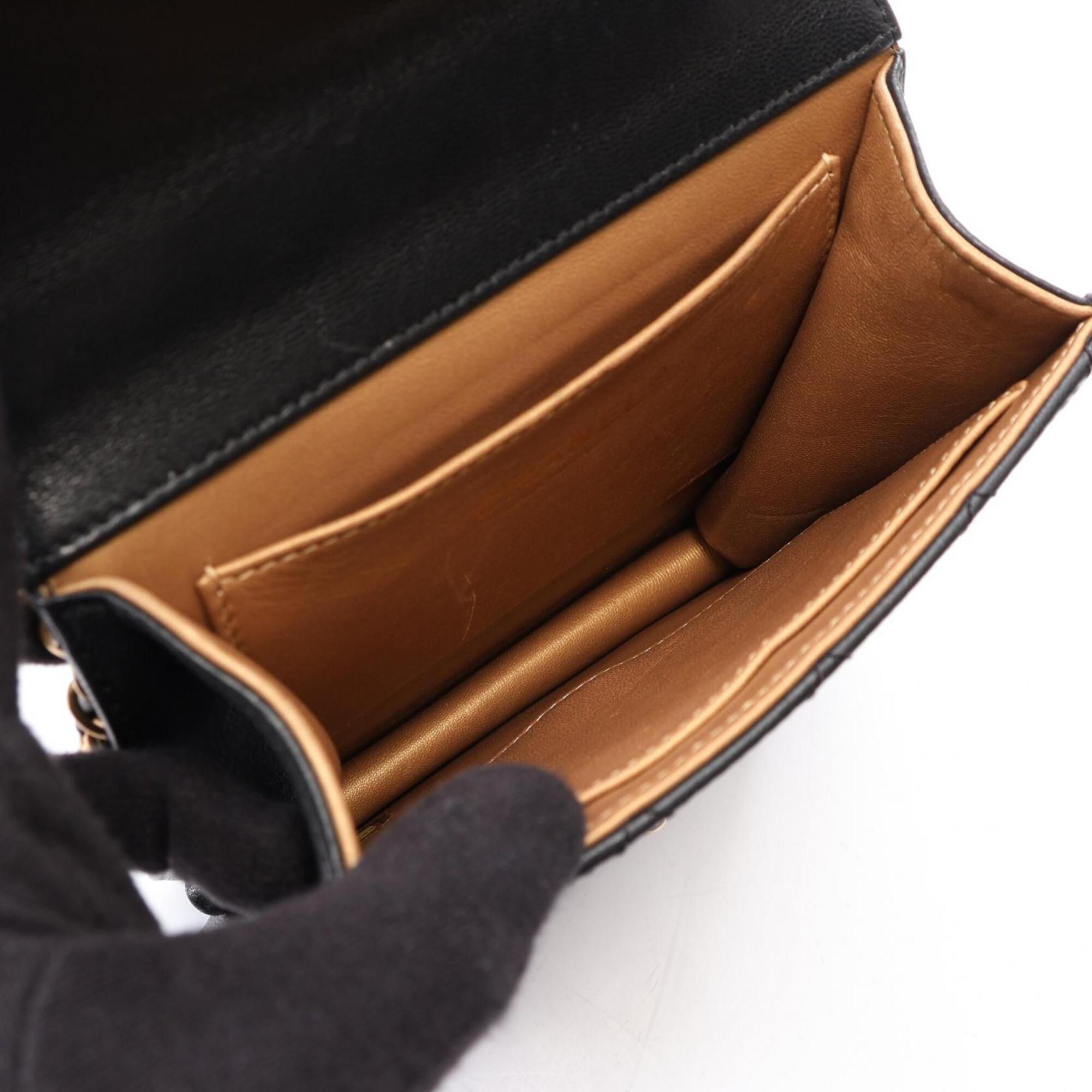Leather Handbag Shoulder Bag (Pre-Owned) - Chanel - Modalova