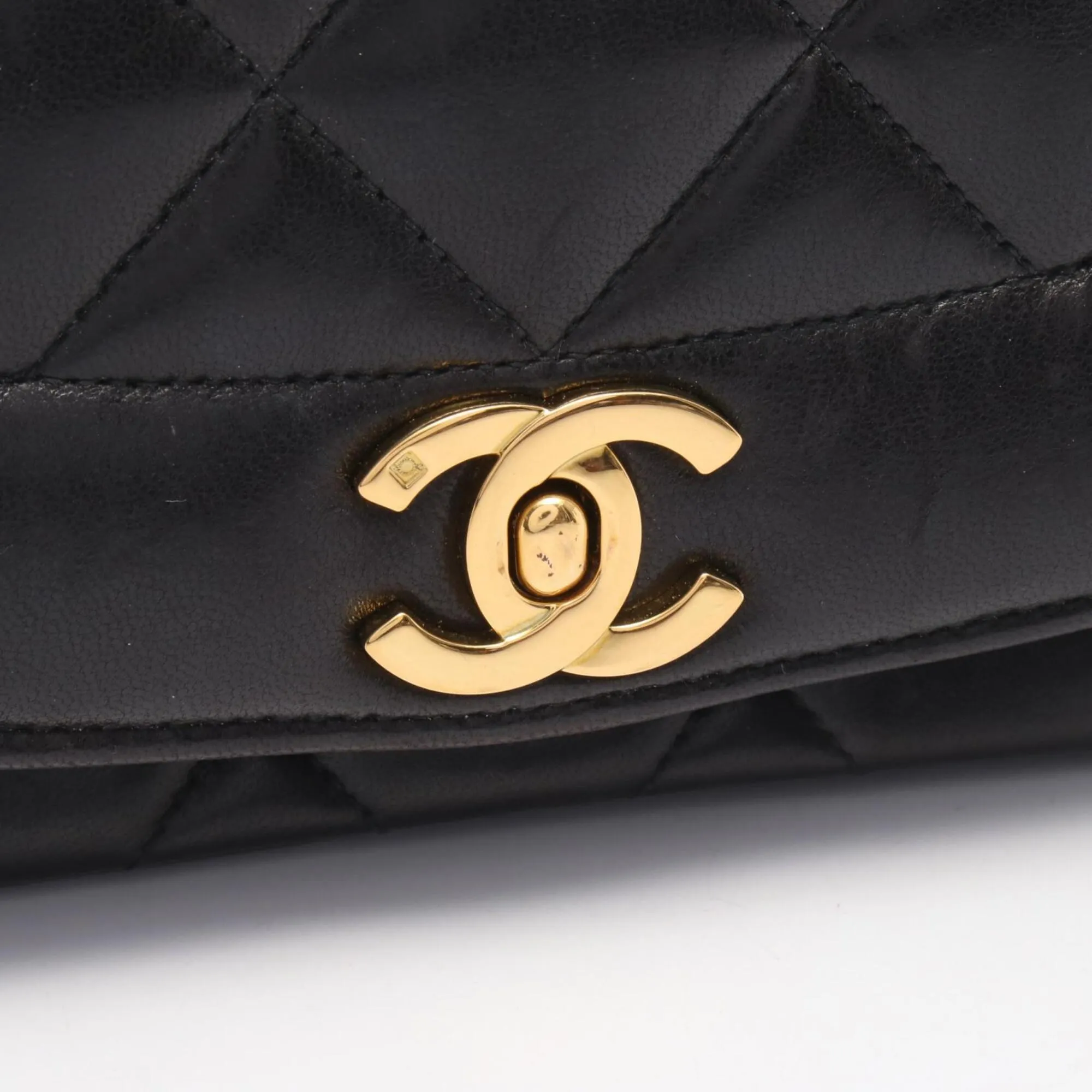 Leather Handbag Shoulder Bag (Pre-Owned) - Chanel - Modalova