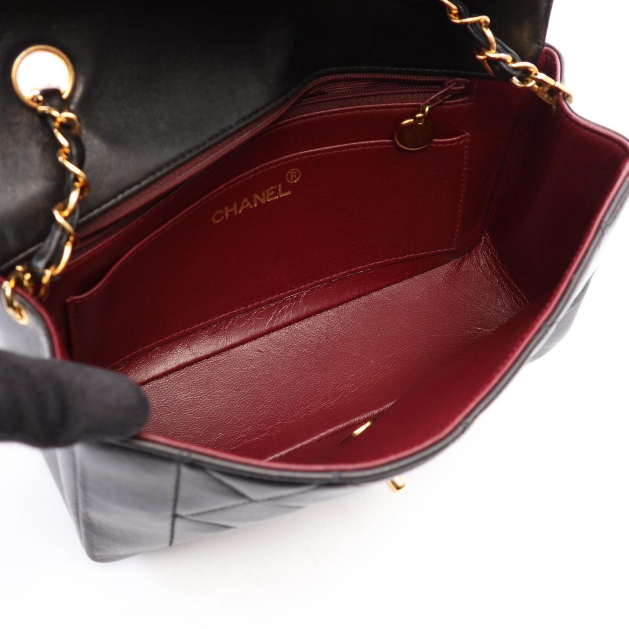 Leather Handbag Shoulder Bag (Pre-Owned) - Chanel - Modalova
