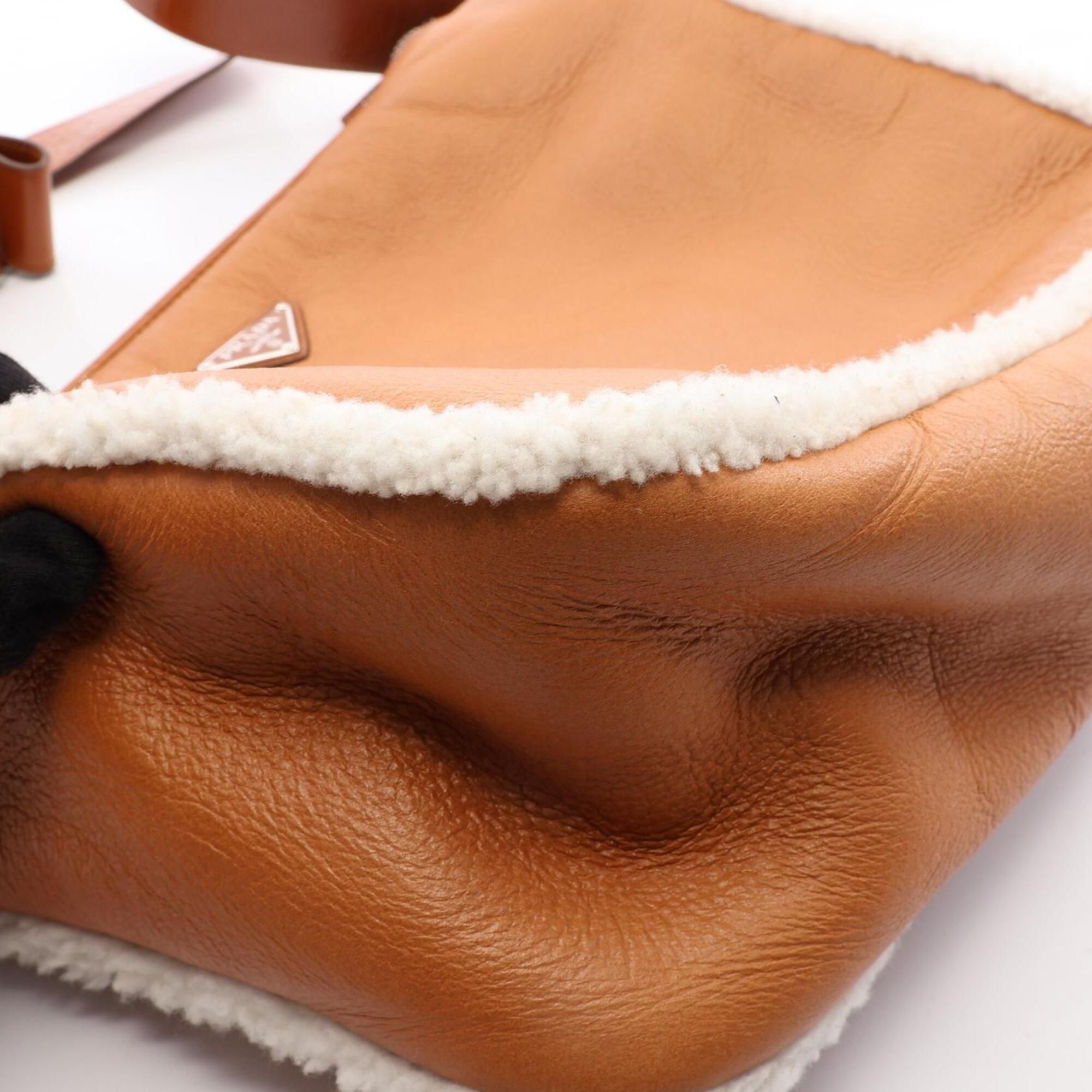 Leather Handbag Shoulder Bag (Pre-Owned) - Prada - Modalova