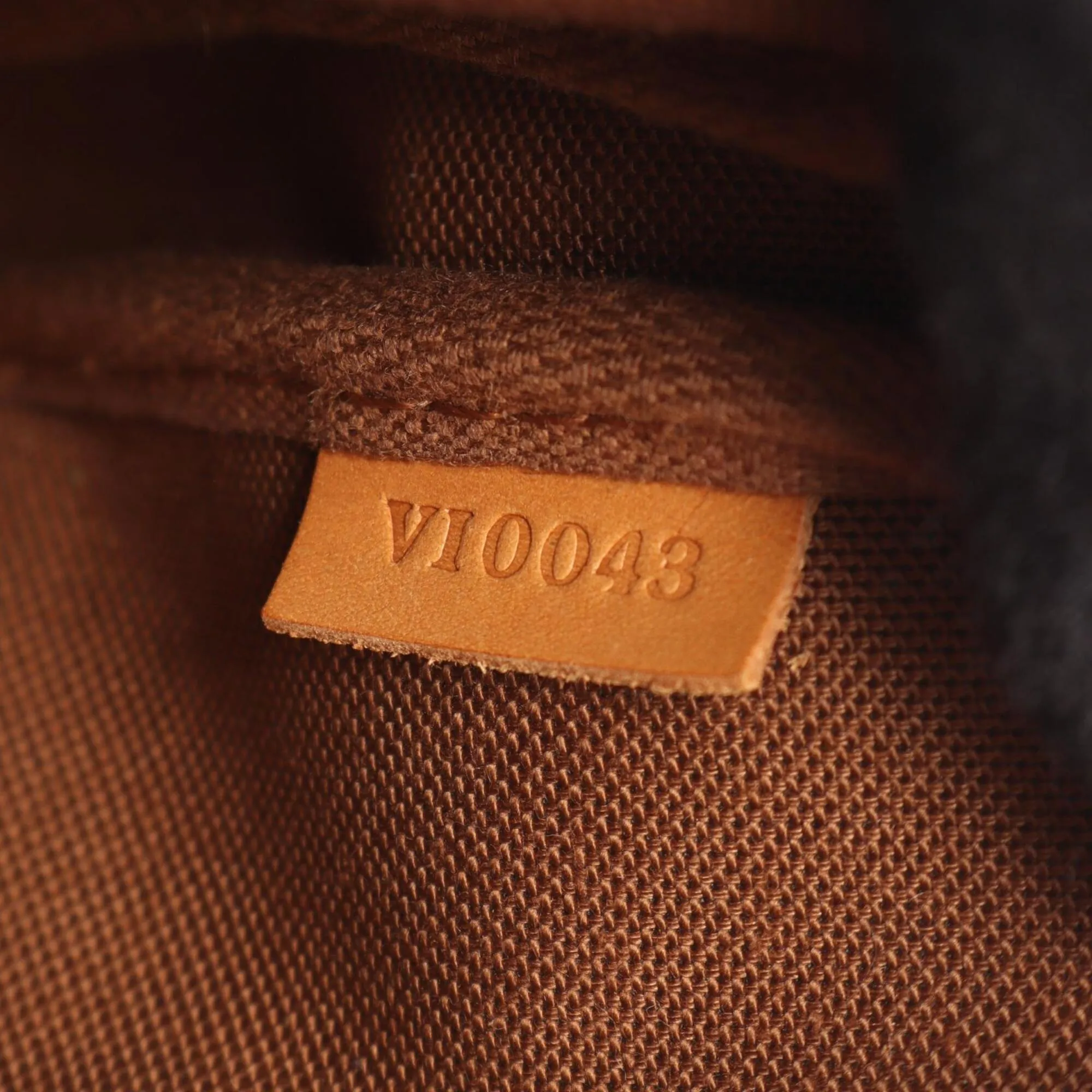 Coated Canvas Leather Handbag (Pre-Owned) - Louis Vuitton - Modalova