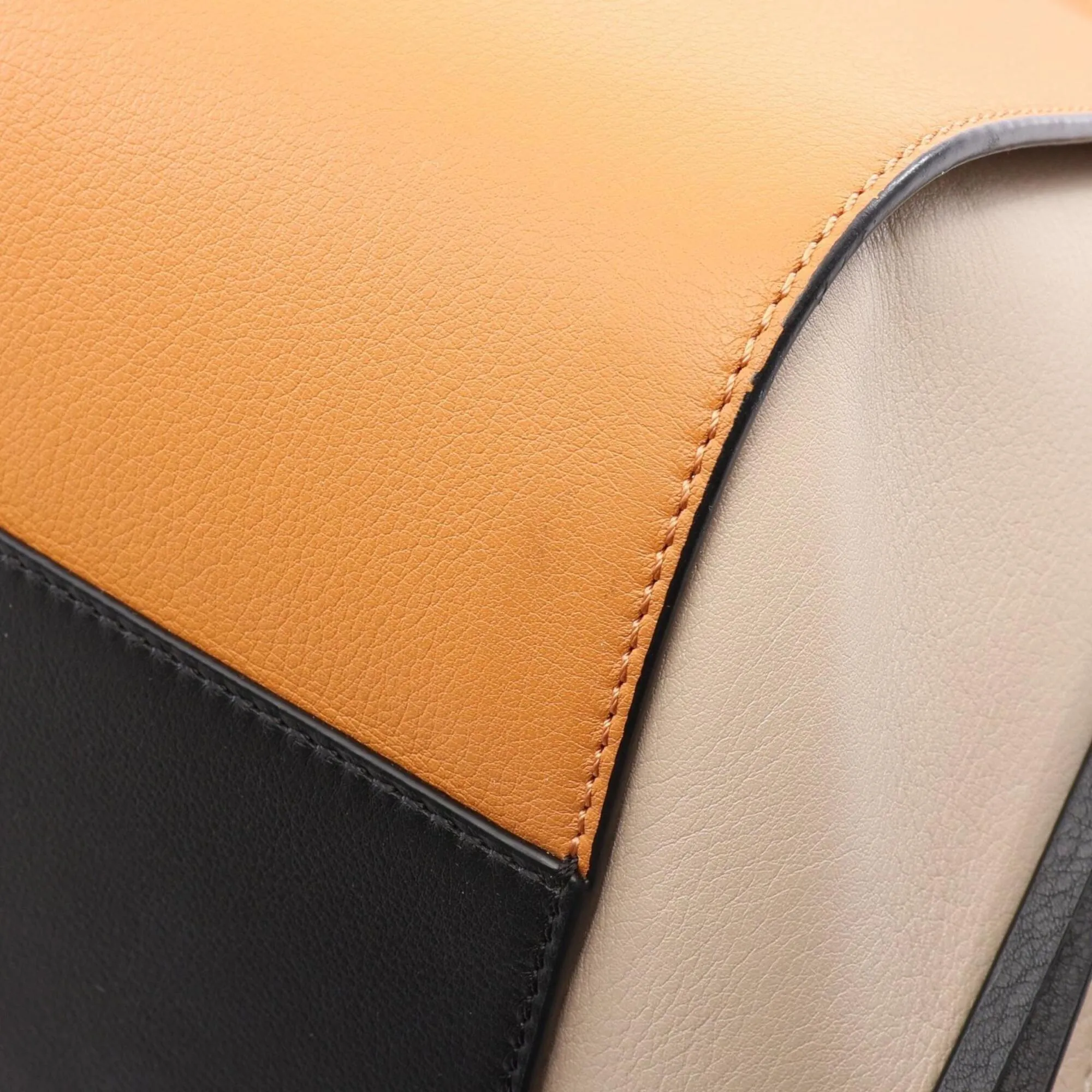 Leather Handbag (Pre-Owned) - Loewe - Modalova