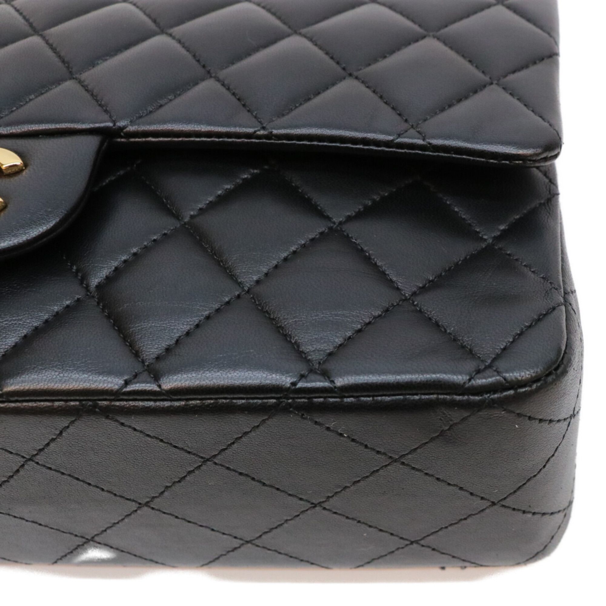 Leather Shoulder Bag (Pre-Owned) - Chanel - Modalova