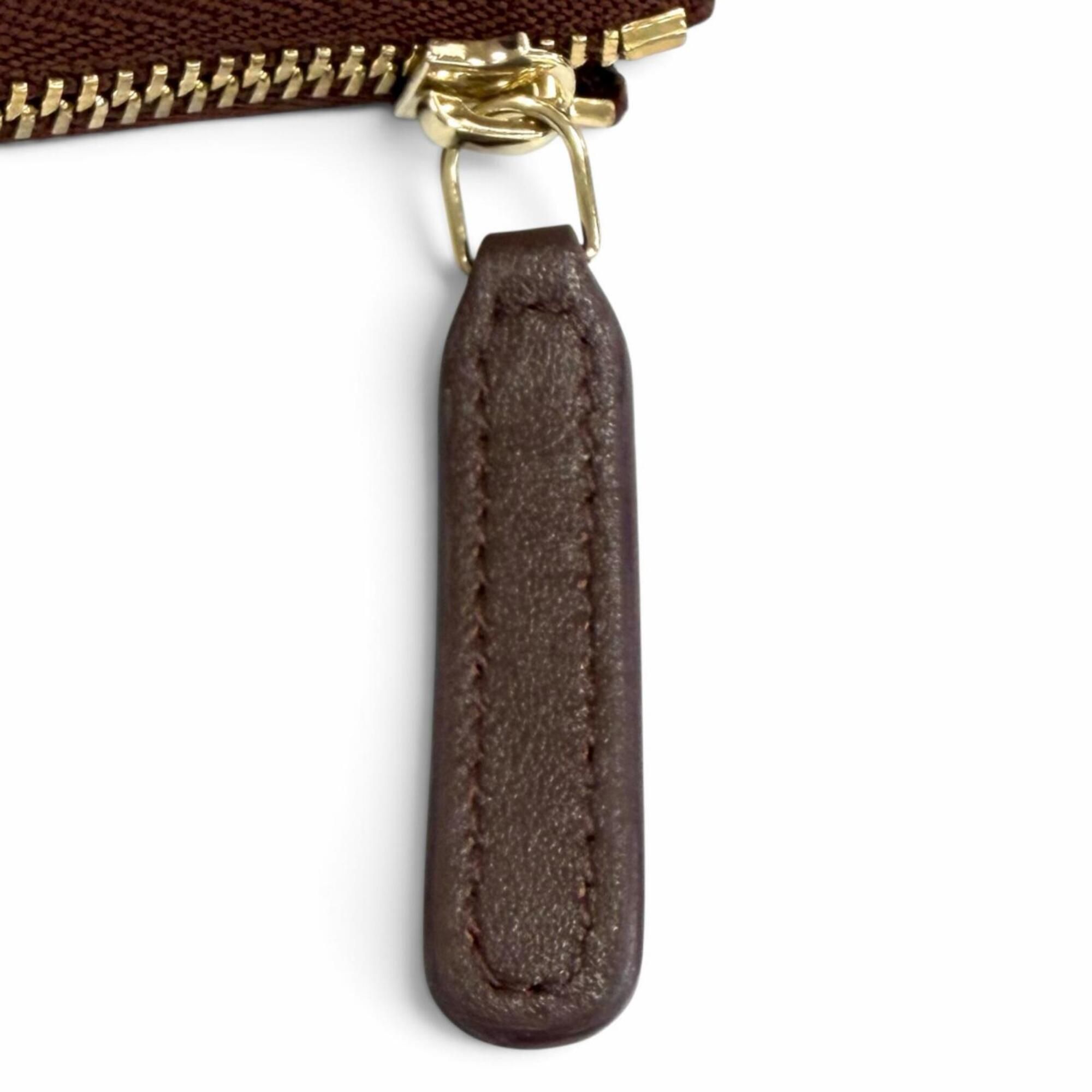 Leather Pouch (Pre-Owned) - Chanel - Modalova