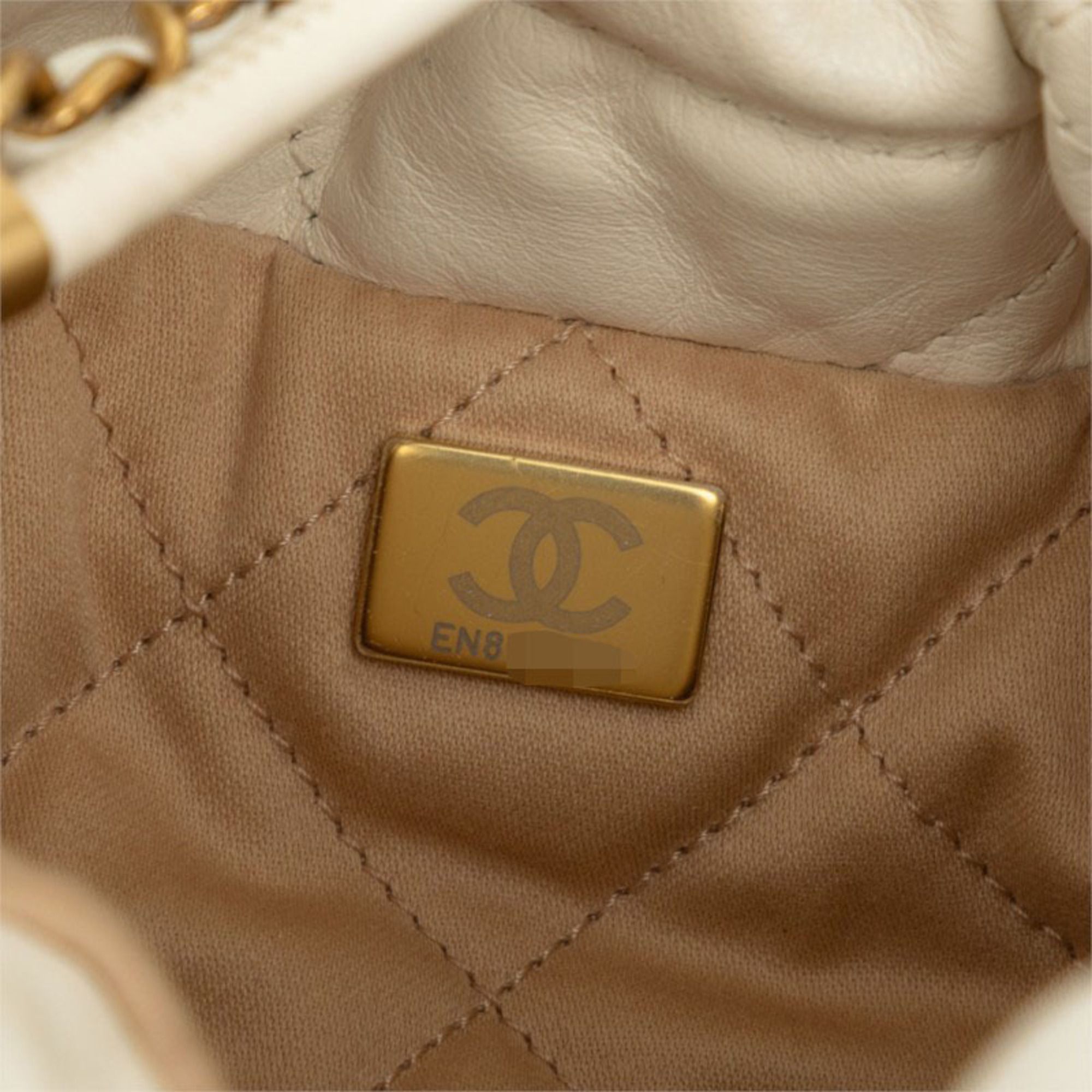 Leather Shoulder Bag (Pre-Owned) - Chanel - Modalova