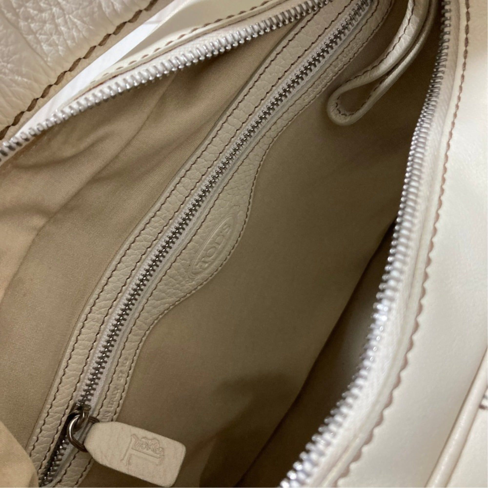 Leather Shoulder Bag (Pre-Owned) - Tod's - Modalova