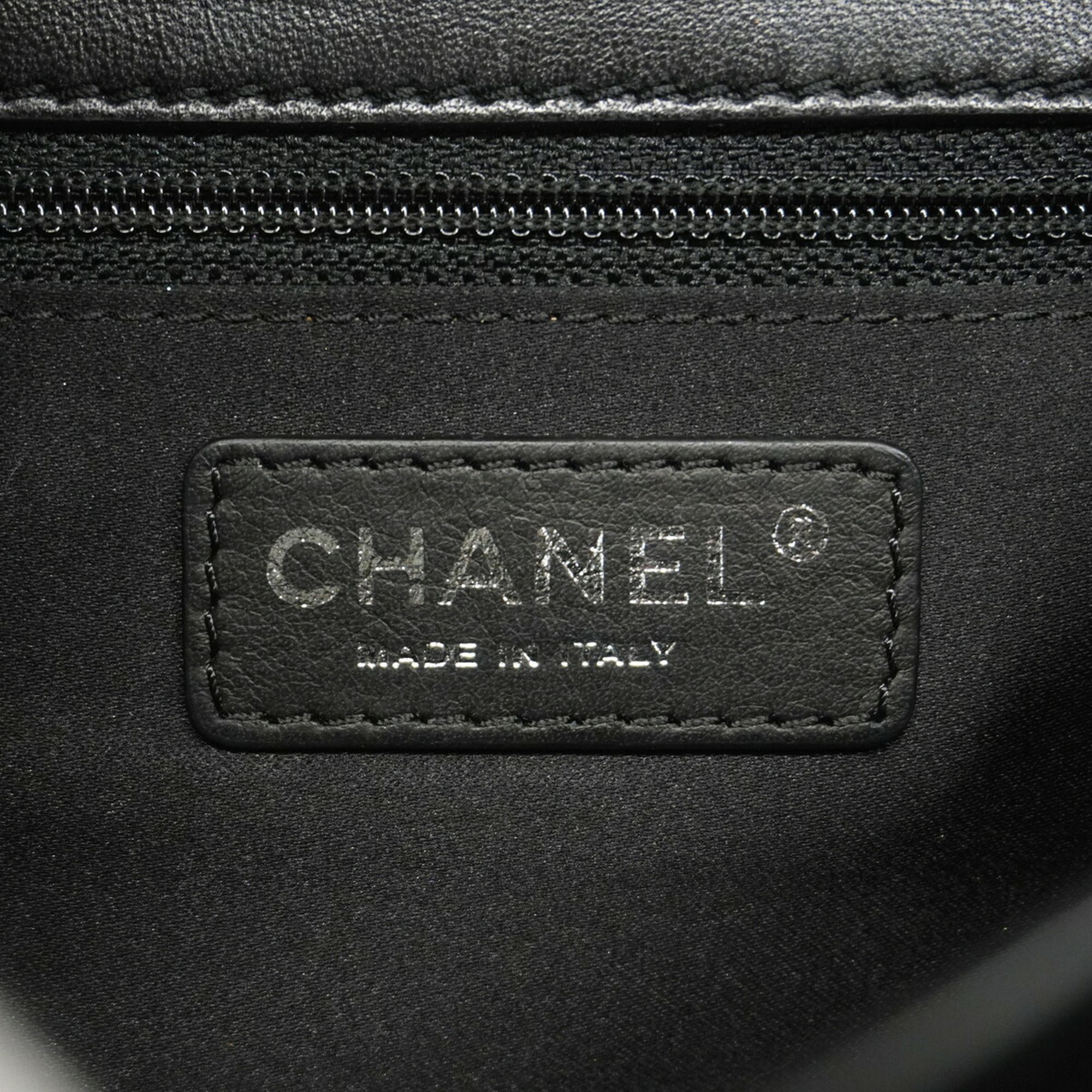 Leather Shoulder Bag (Pre-Owned) - Chanel - Modalova