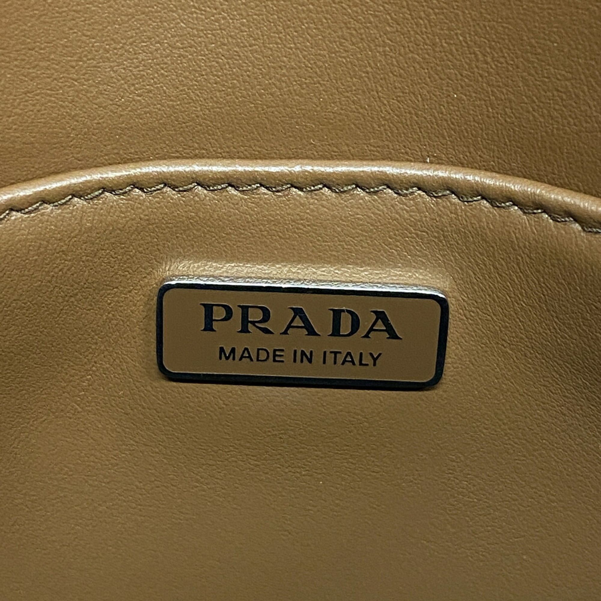 Leather Shoulder Bag (Pre-Owned) - Prada - Modalova