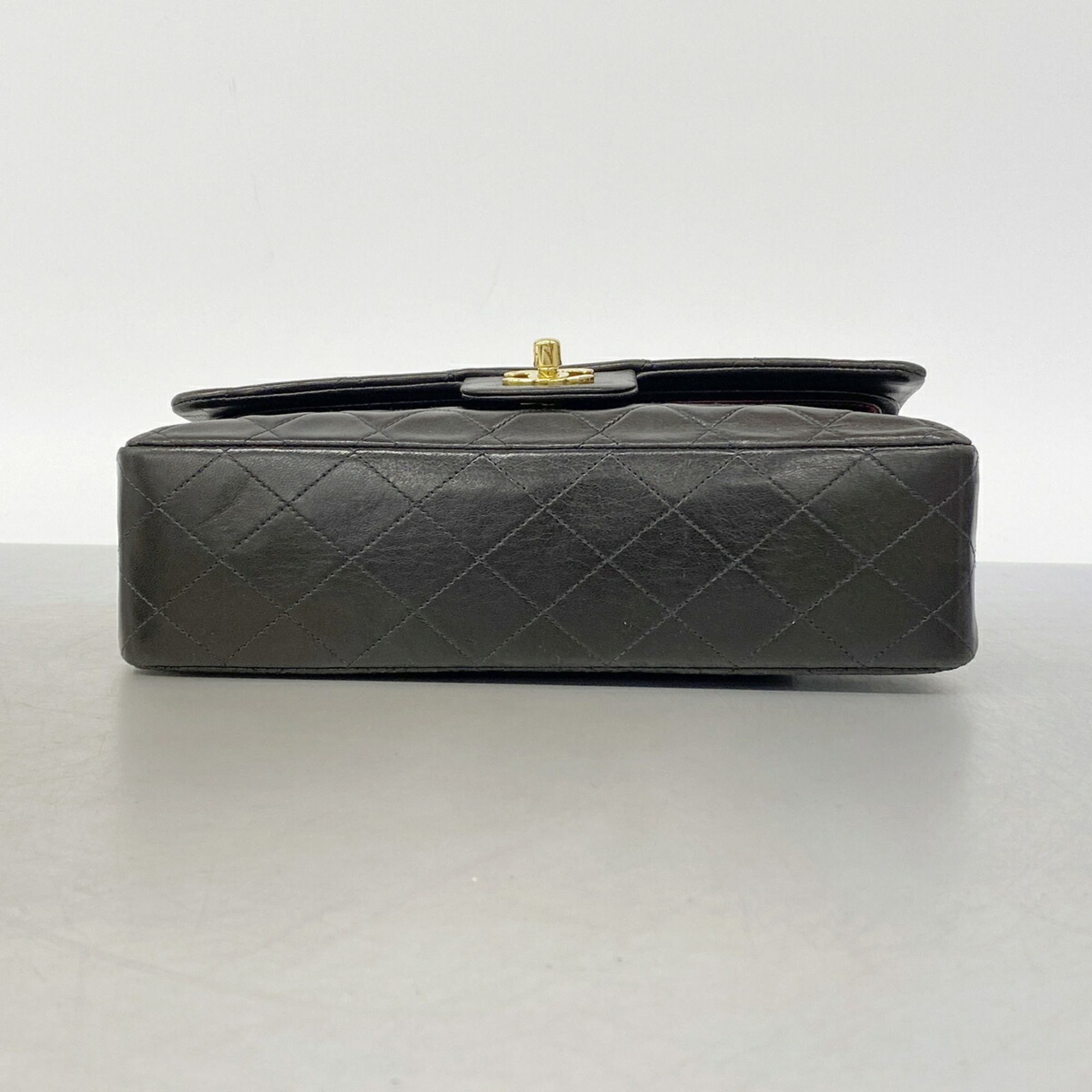Leather Shoulder Bag (Pre-Owned) - Chanel - Modalova
