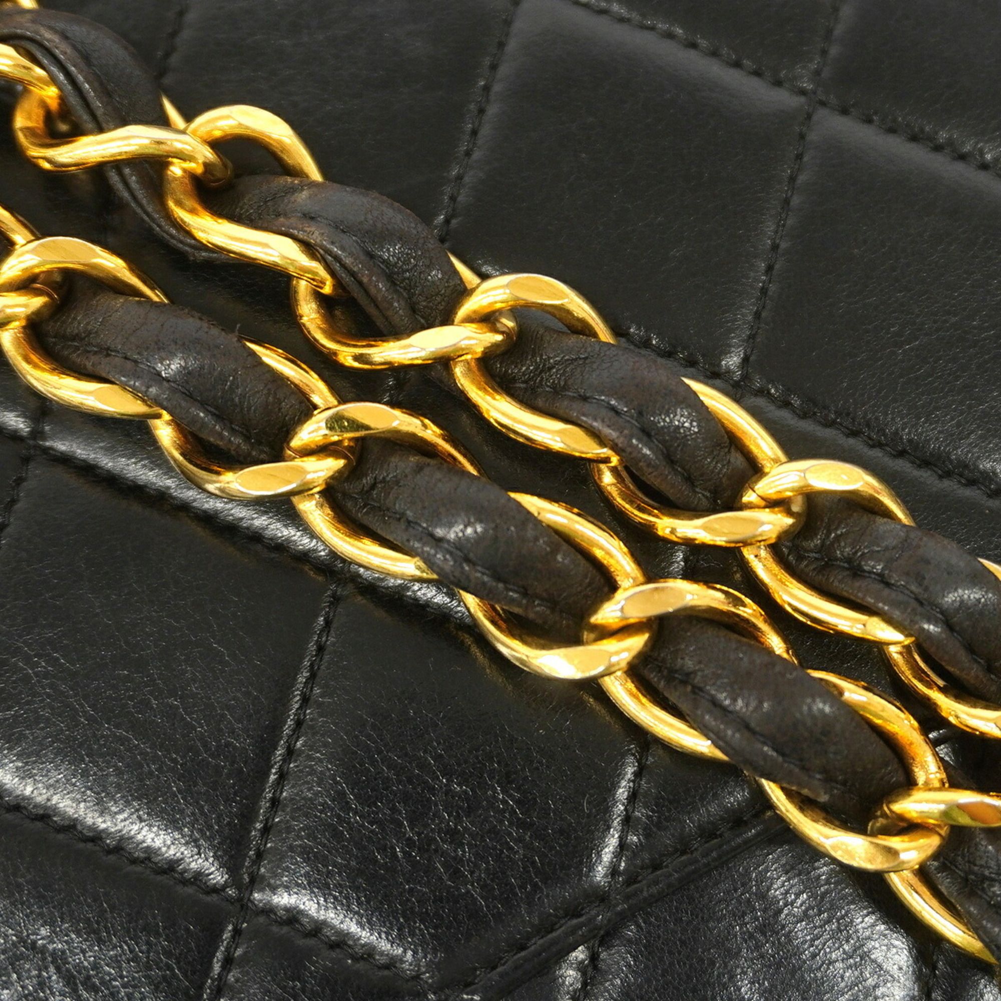 Leather Shoulder Bag (Pre-Owned) - Chanel - Modalova