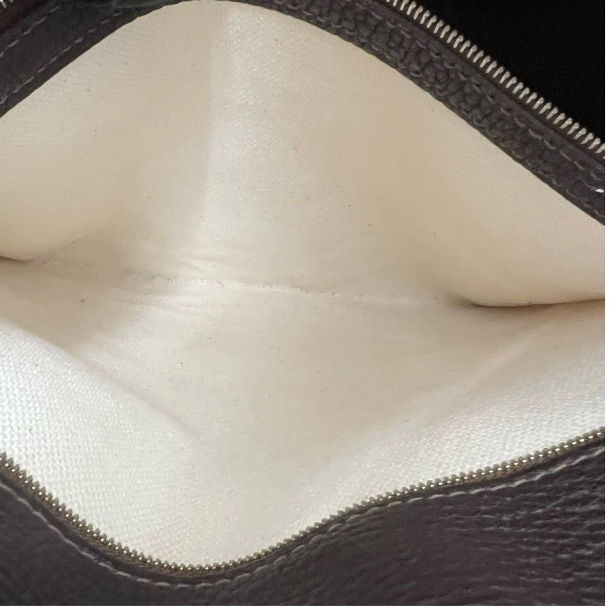 Toile H Buffle Skipper Leather Handbag (Pre-Owned) - Hermes - Modalova