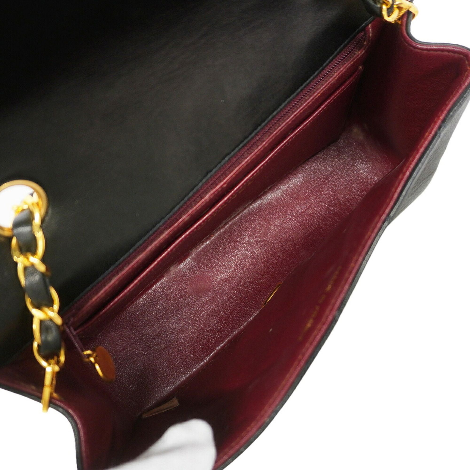 Leather Shoulder Bag (Pre-Owned) - Chanel - Modalova