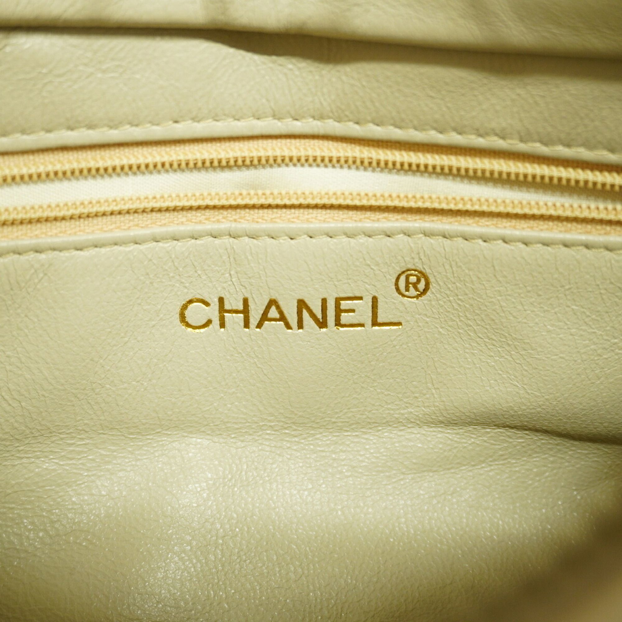 Leather Shoulder Bag (Pre-Owned) - Chanel - Modalova
