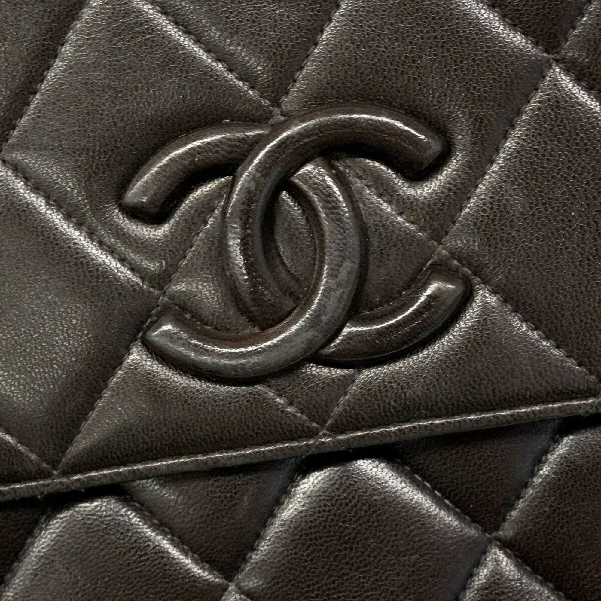 Leather Shoulder Bag (Pre-Owned) - Chanel - Modalova