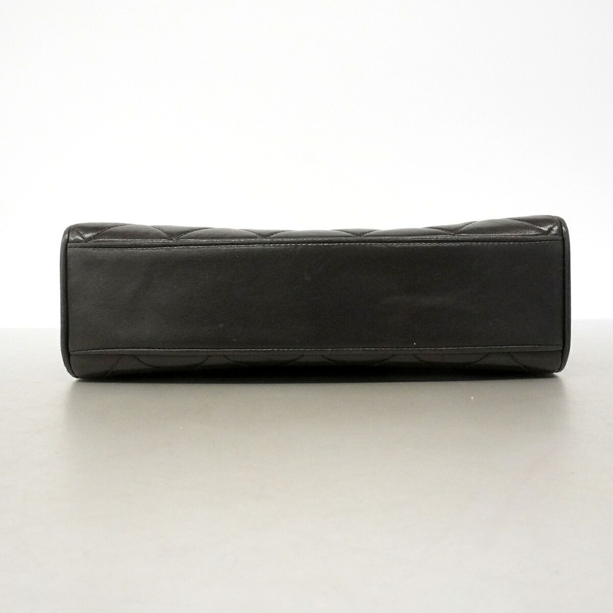 Leather Shoulder Bag (Pre-Owned) - Chanel - Modalova