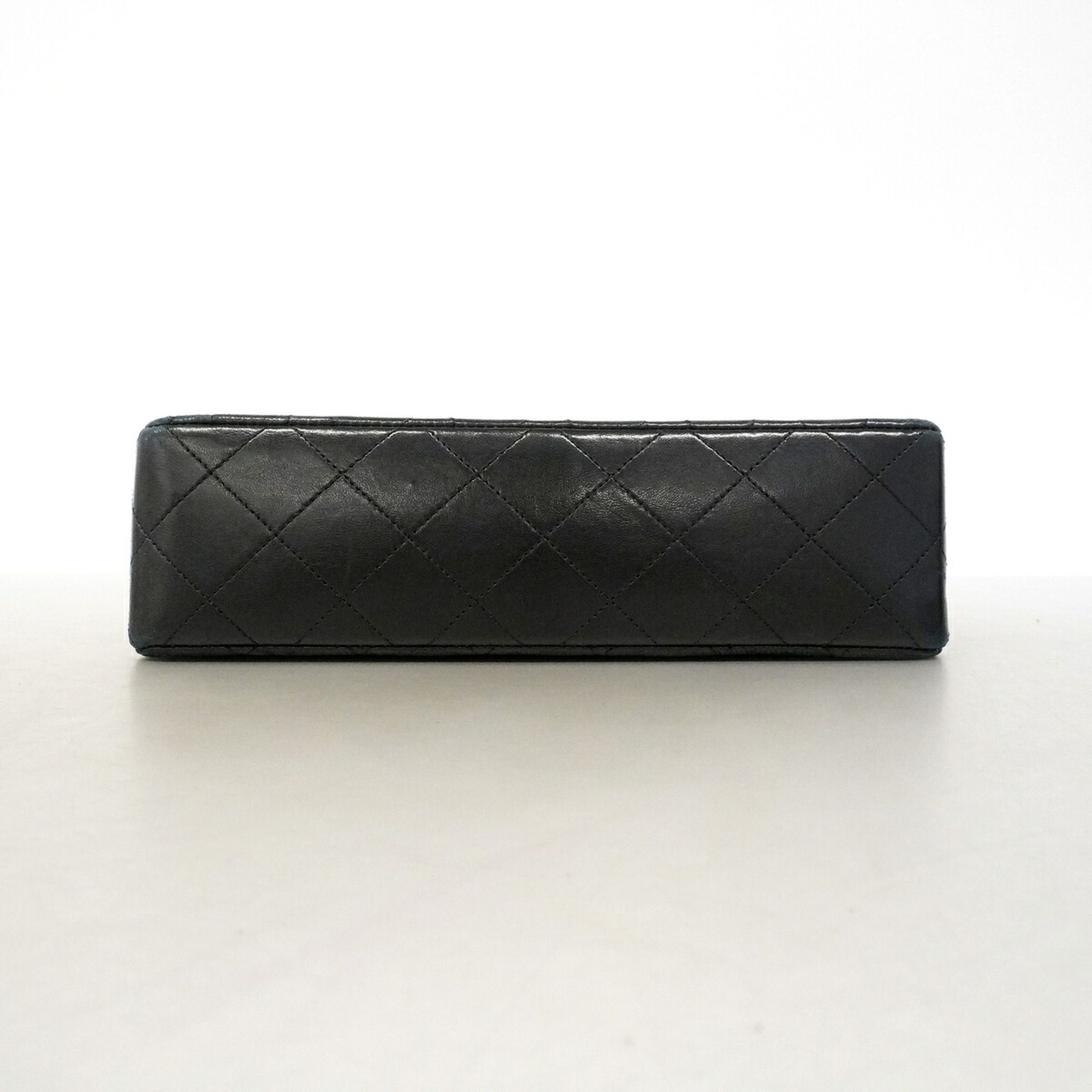 Leather Shoulder Bag (Pre-Owned) - Chanel - Modalova