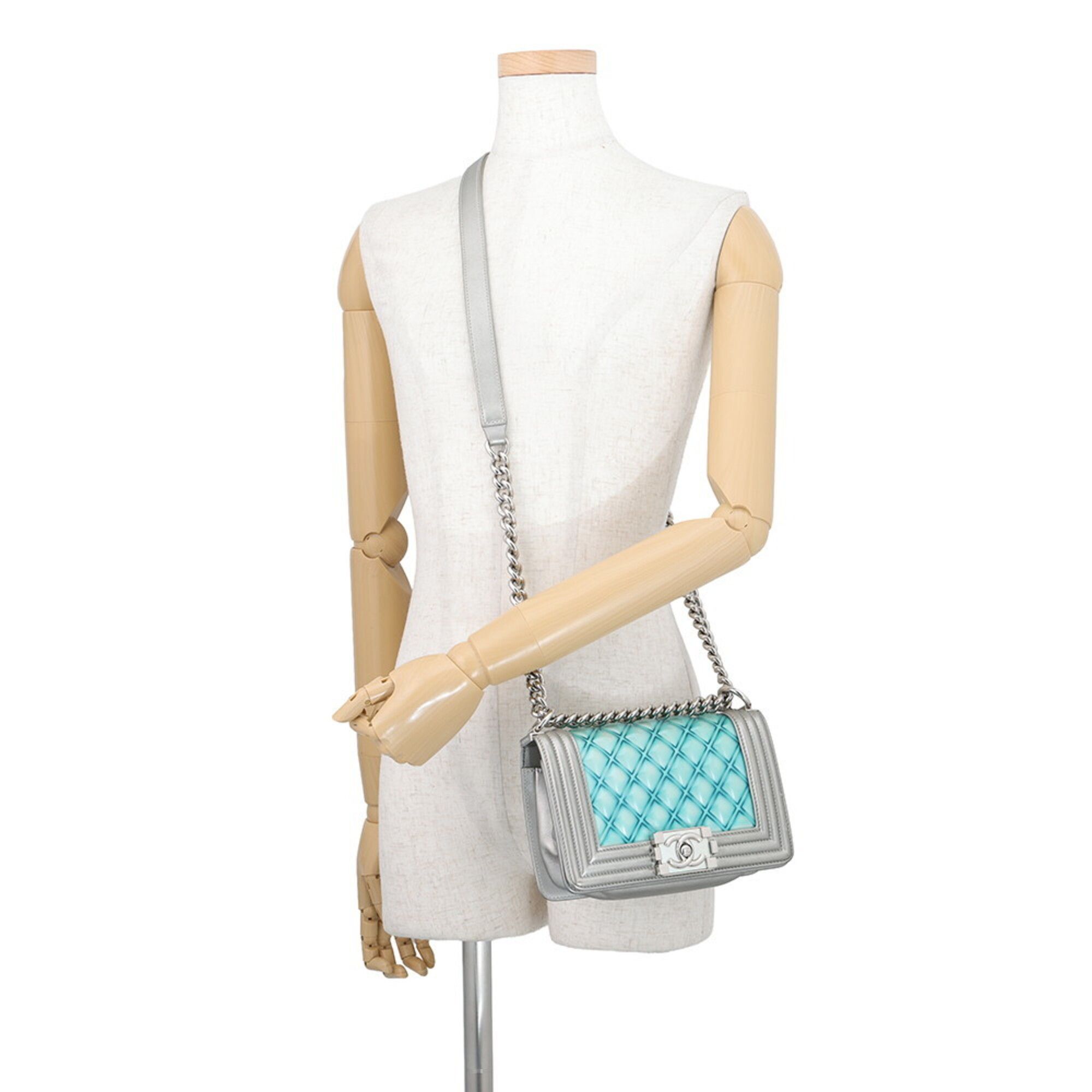 Matelasse Leather Handbag Shoulder Bag (Pre-Owned) - Chanel - Modalova