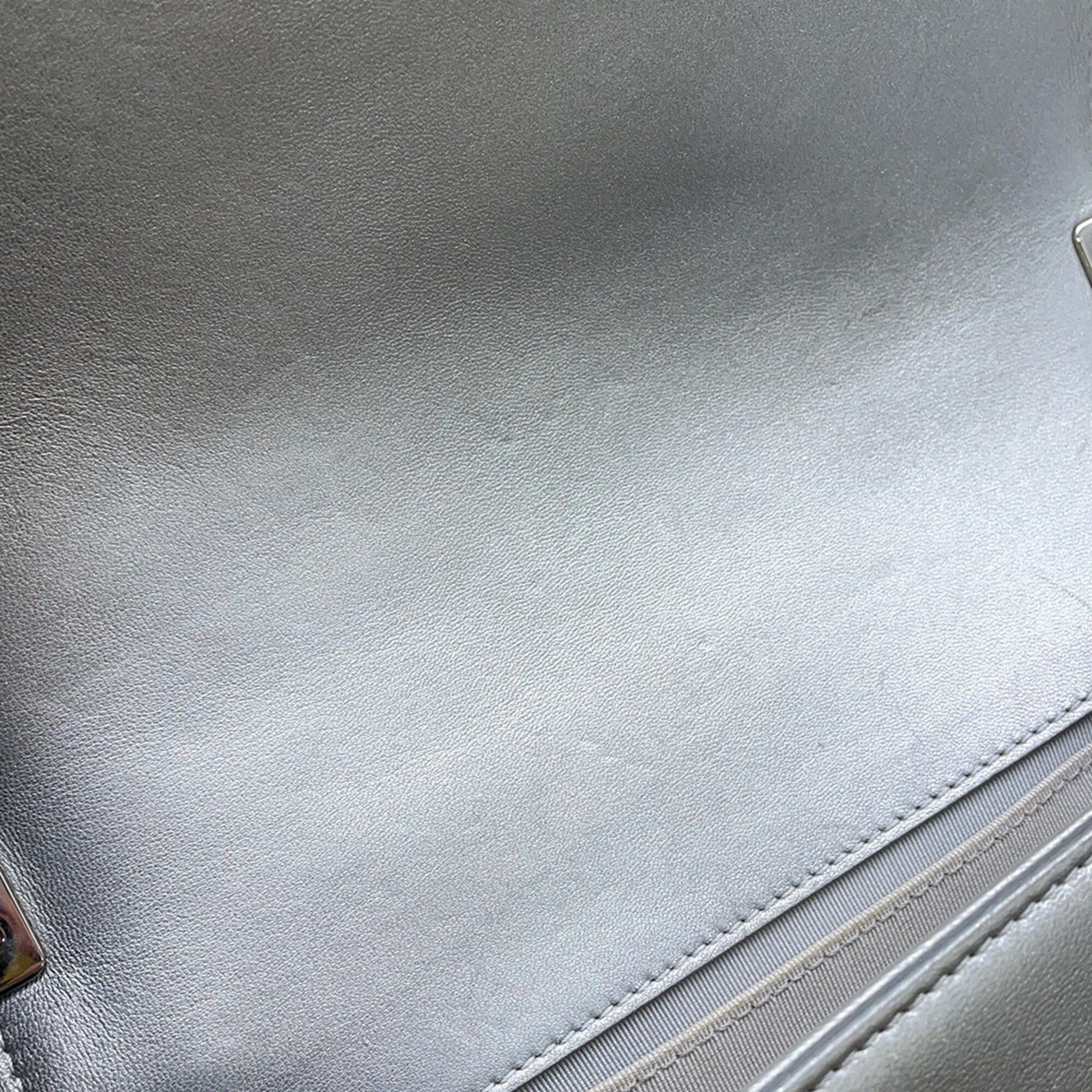 Matelasse Leather Handbag Shoulder Bag (Pre-Owned) - Chanel - Modalova