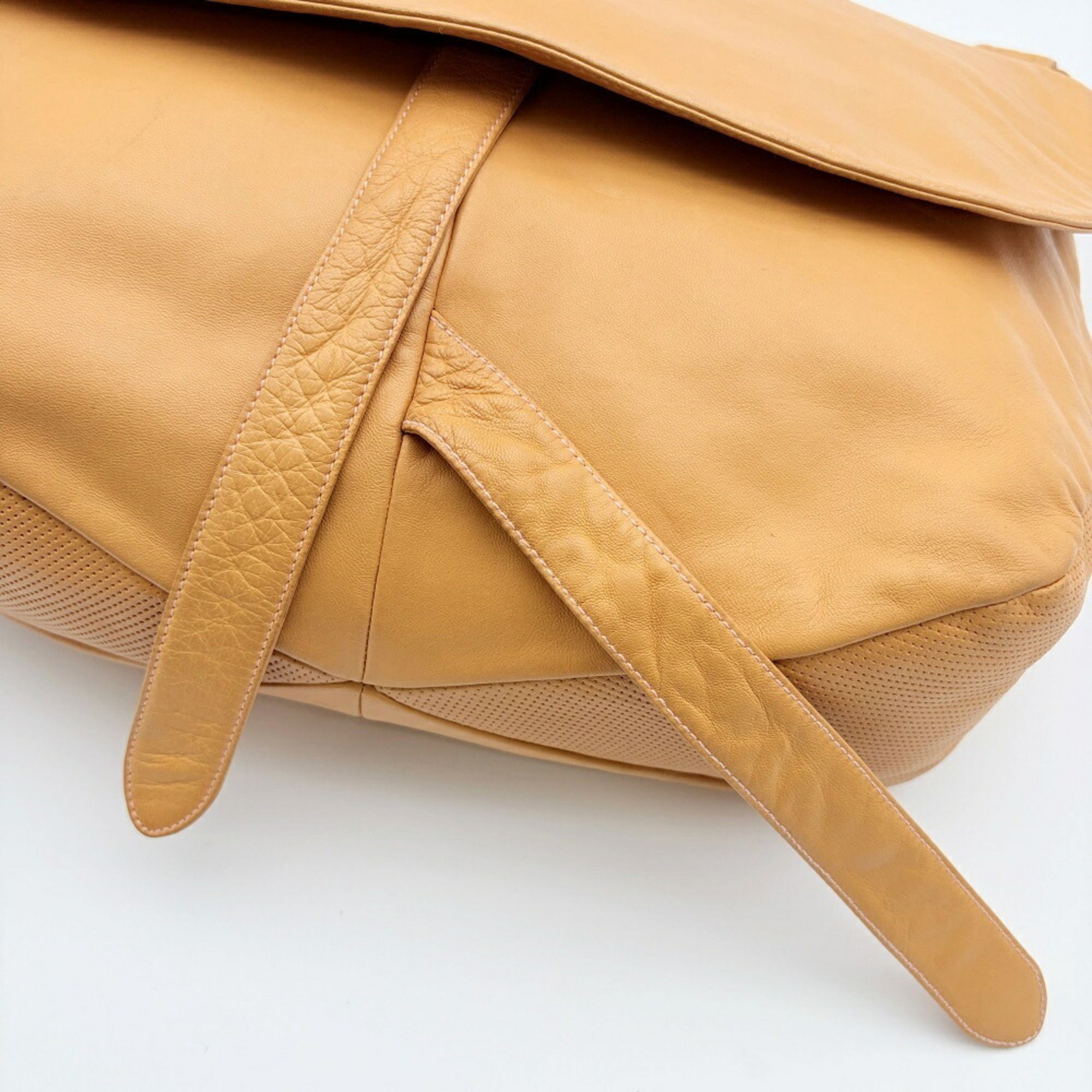 Leather Shoulder Bag (Pre-Owned) - Loewe - Modalova