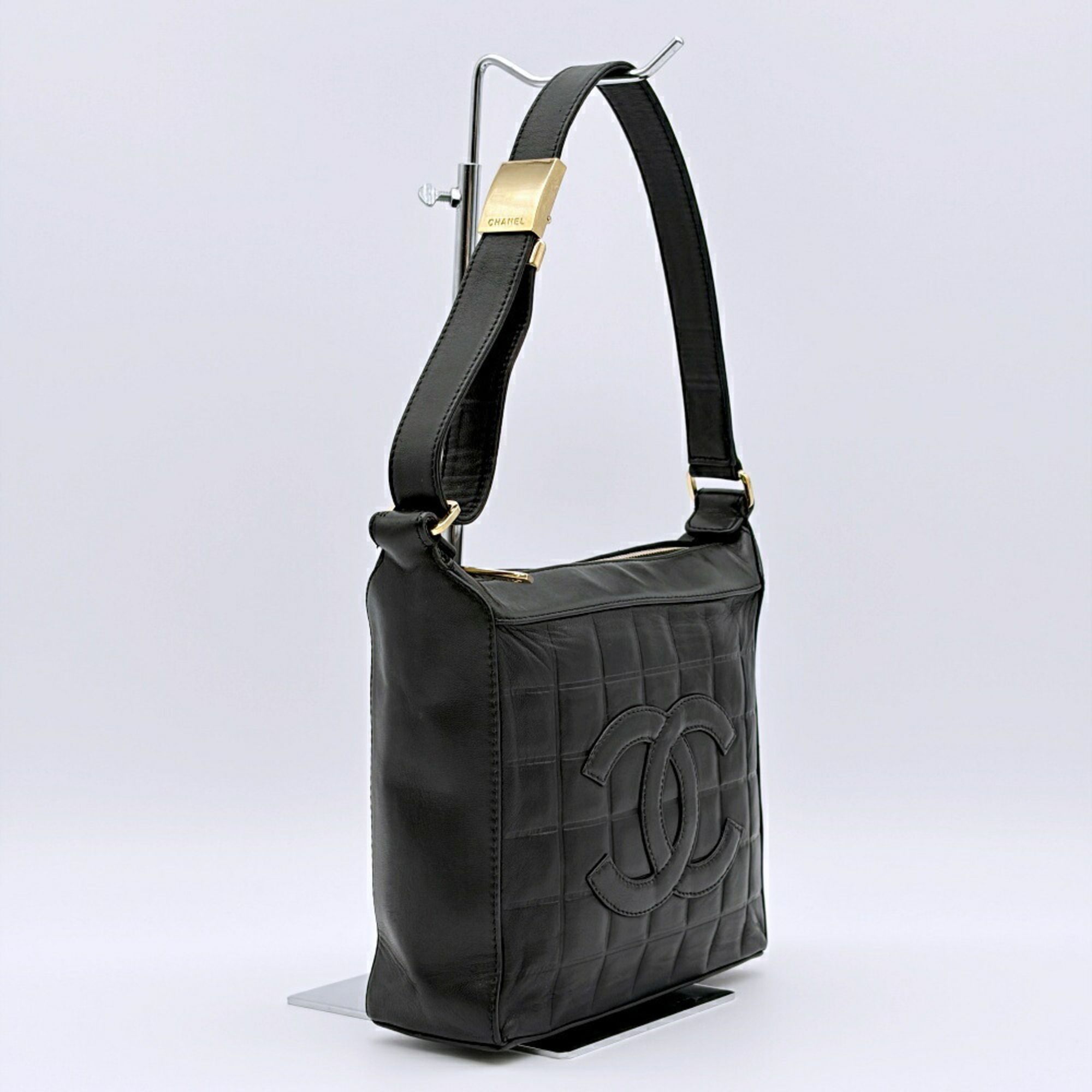 Leather Shoulder Bag (Pre-Owned) - Chanel - Modalova