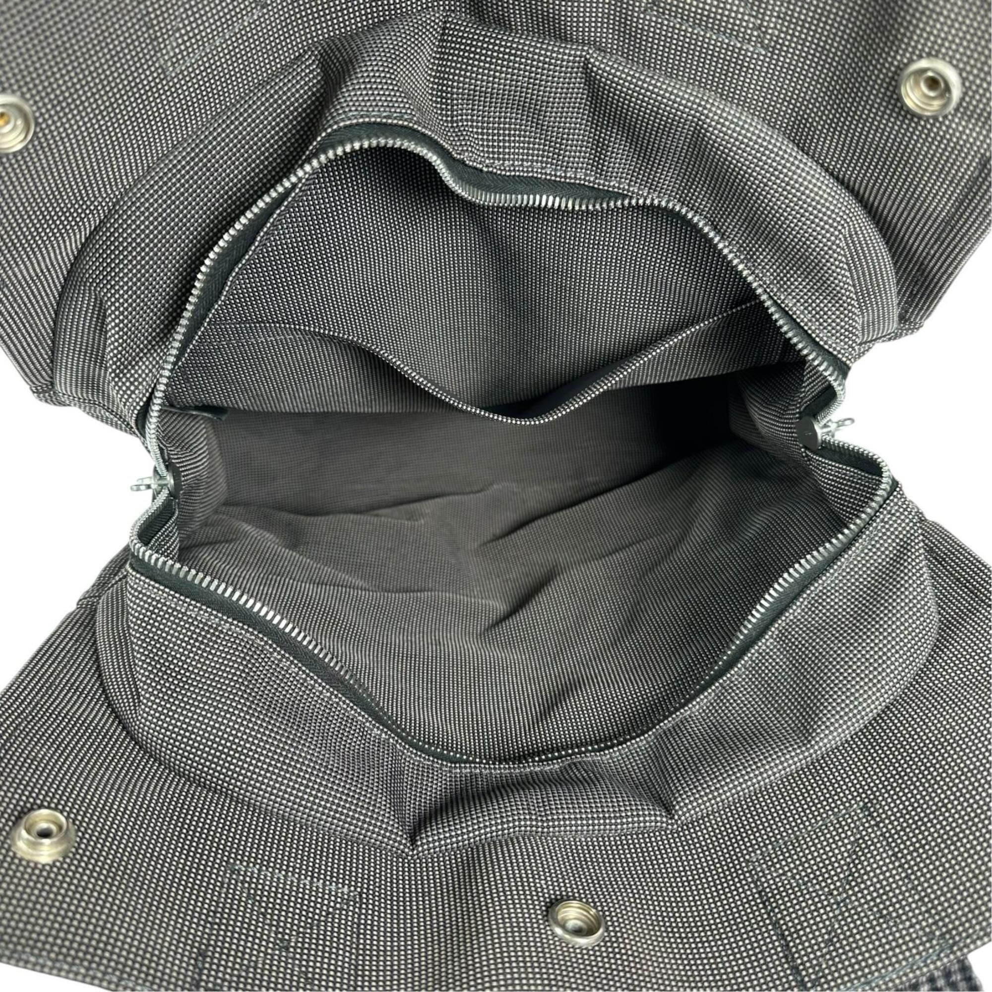 Canvas Backpack (Pre-Owned) - Hermes - Modalova