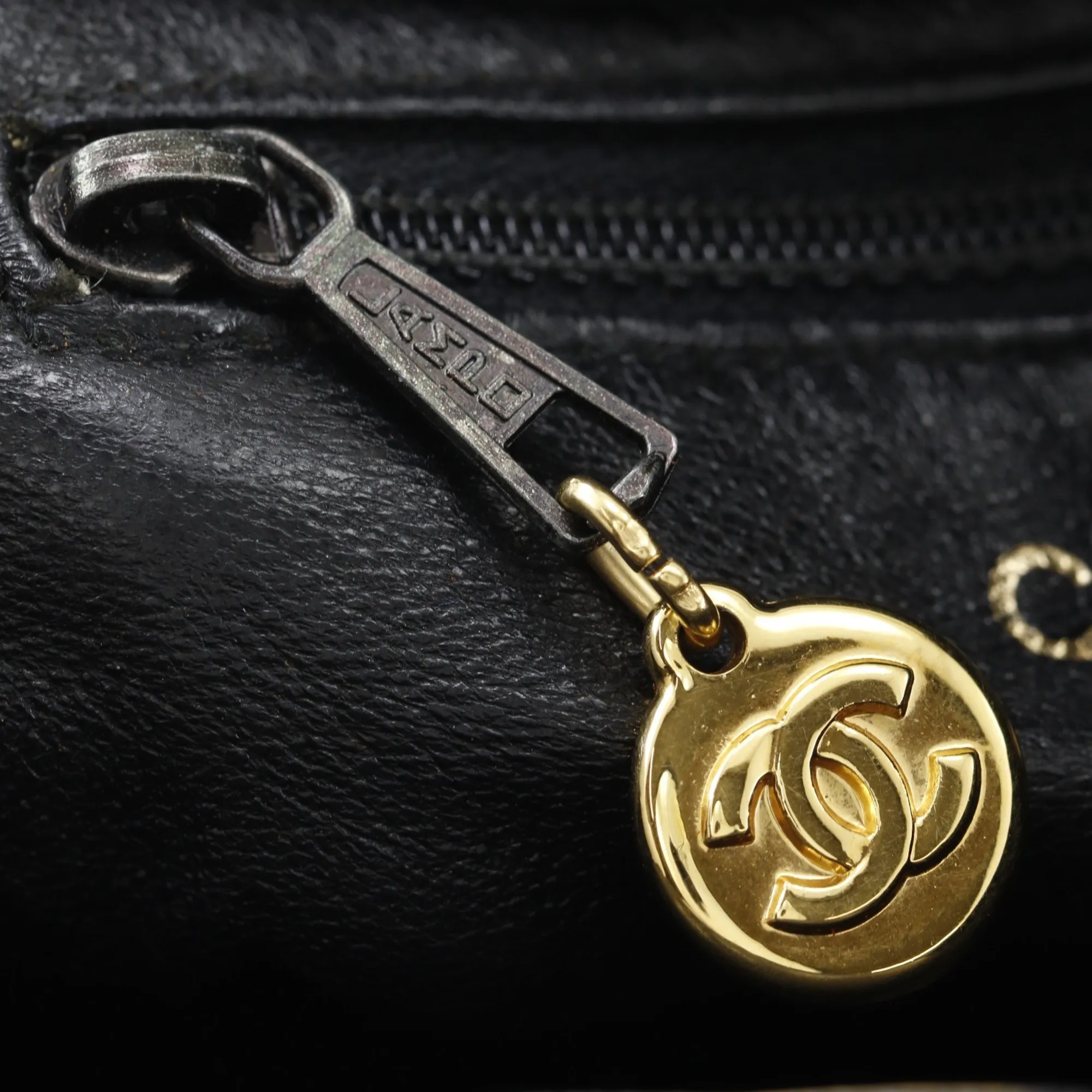 Leather Handbag (Pre-Owned) - Chanel - Modalova