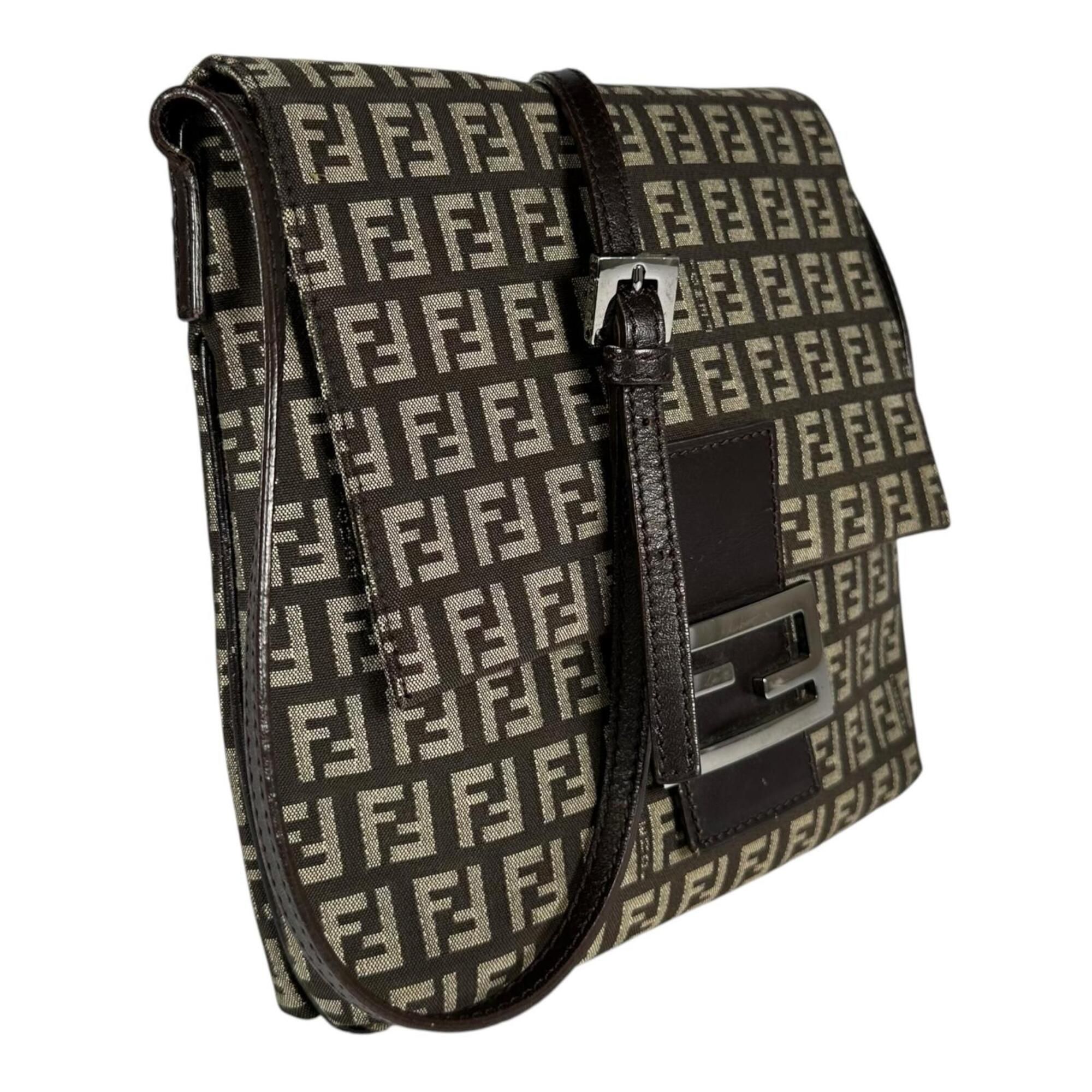 Canvas Leather Shoulder Bag (Pre-Owned) - Fendi - Modalova