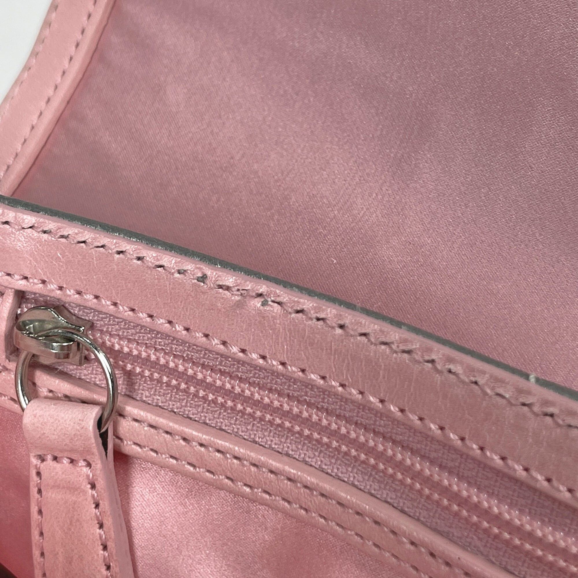Satin Leather Clutch Bag Handbag (Pre-Owned) - Coach - Modalova
