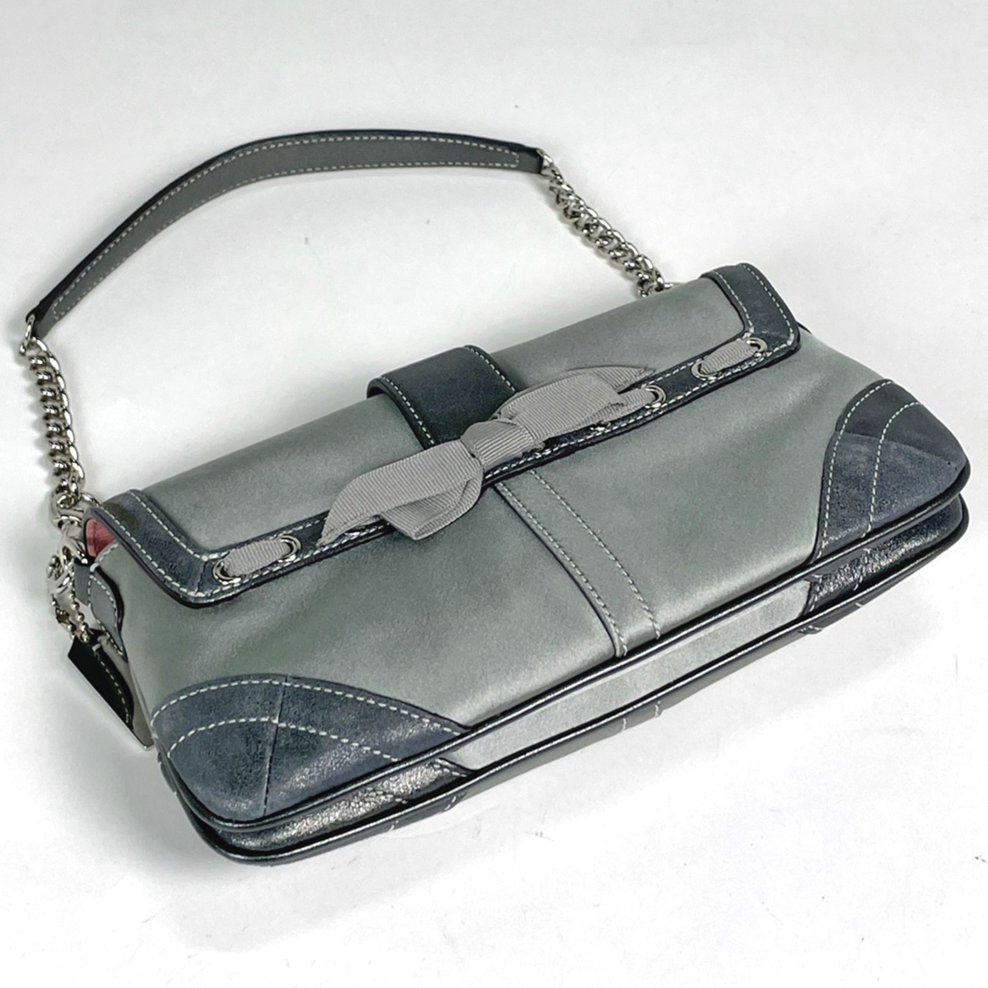 Satin Leather Clutch Bag Handbag (Pre-Owned) - Coach - Modalova