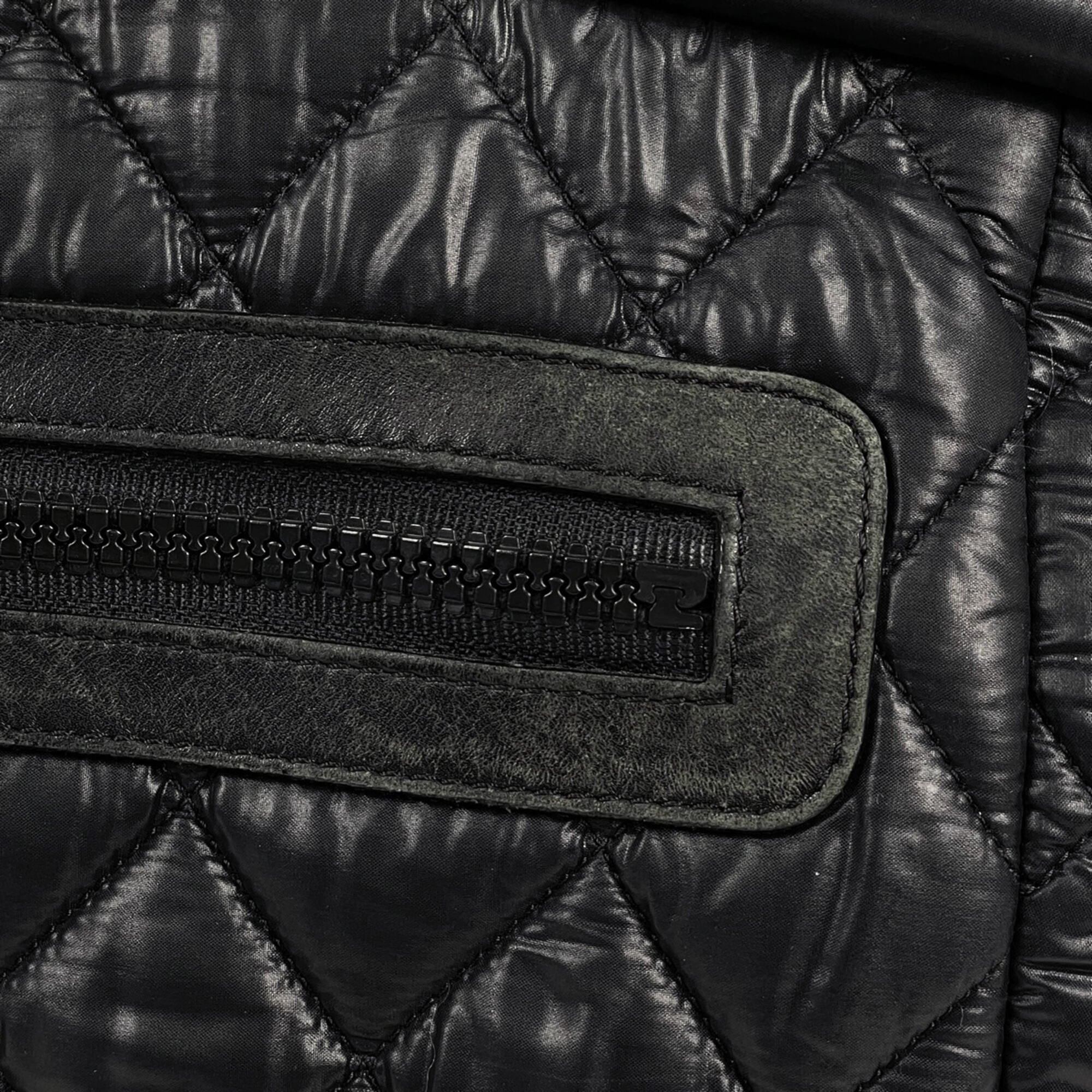 Nylon Leather Handbag (Pre-Owned) - Chanel - Modalova