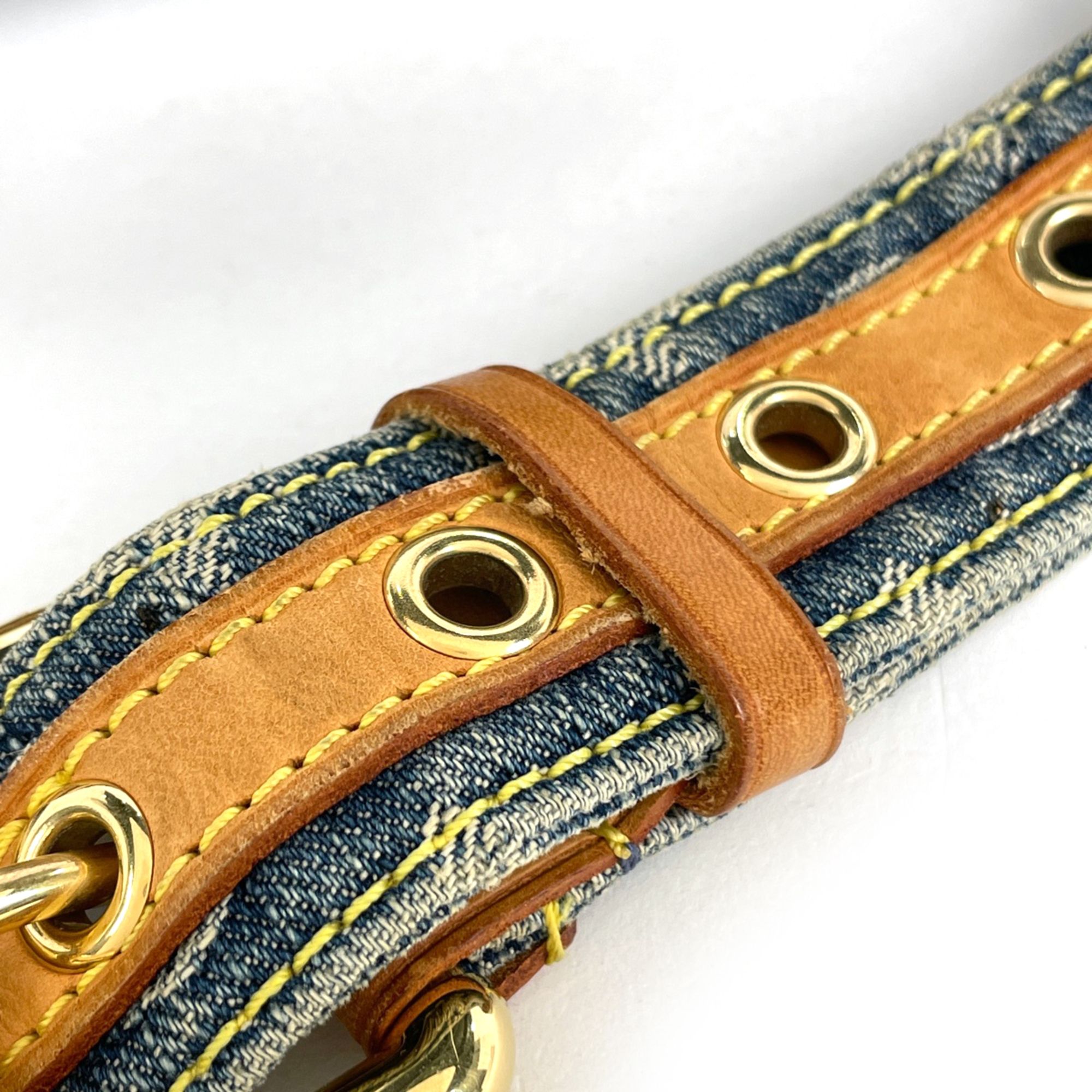 Monogram Denim Sling Bag (Pre-Owned) - Louis Vuitton - Modalova