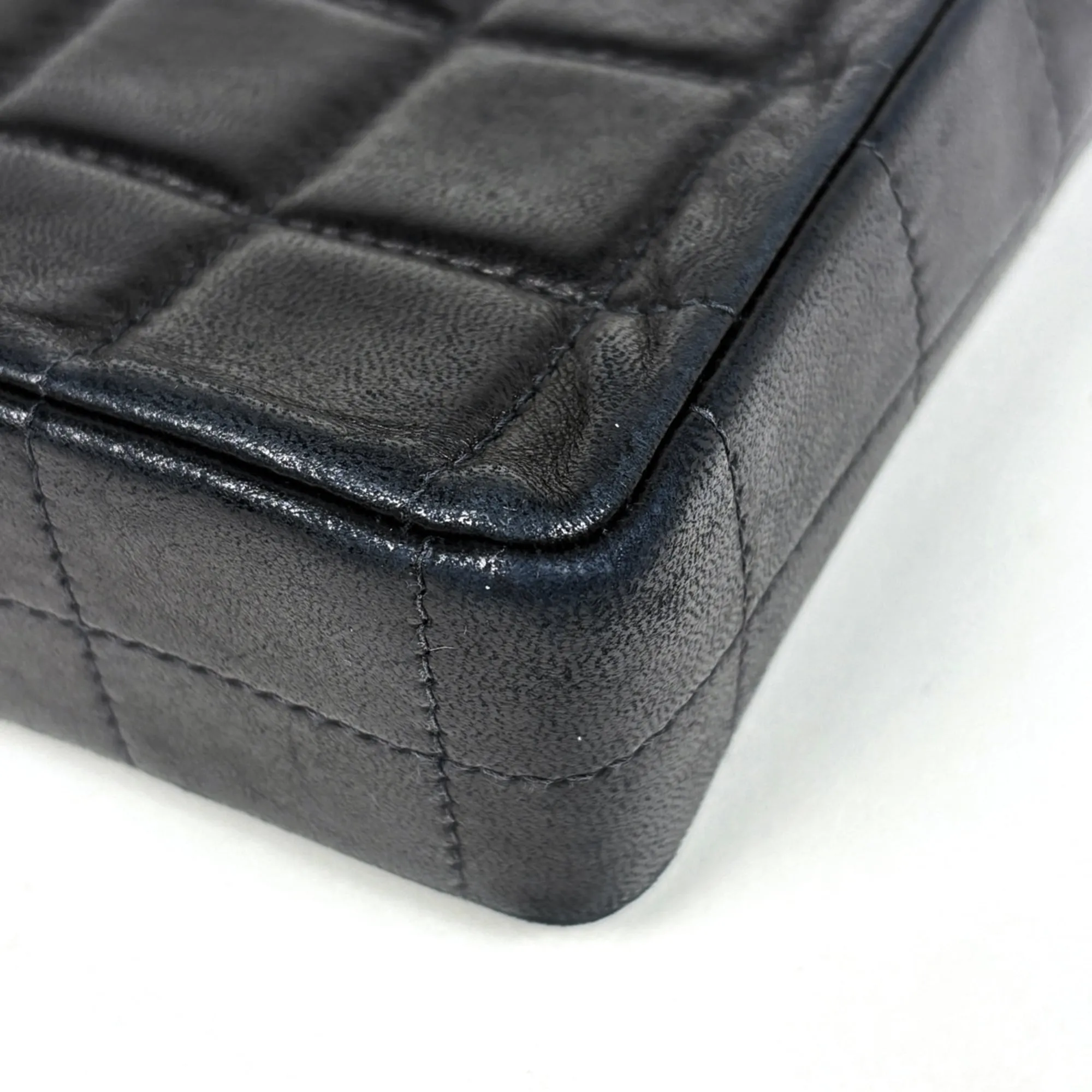 Leather Shoulder Bag (Pre-Owned) - Chanel - Modalova