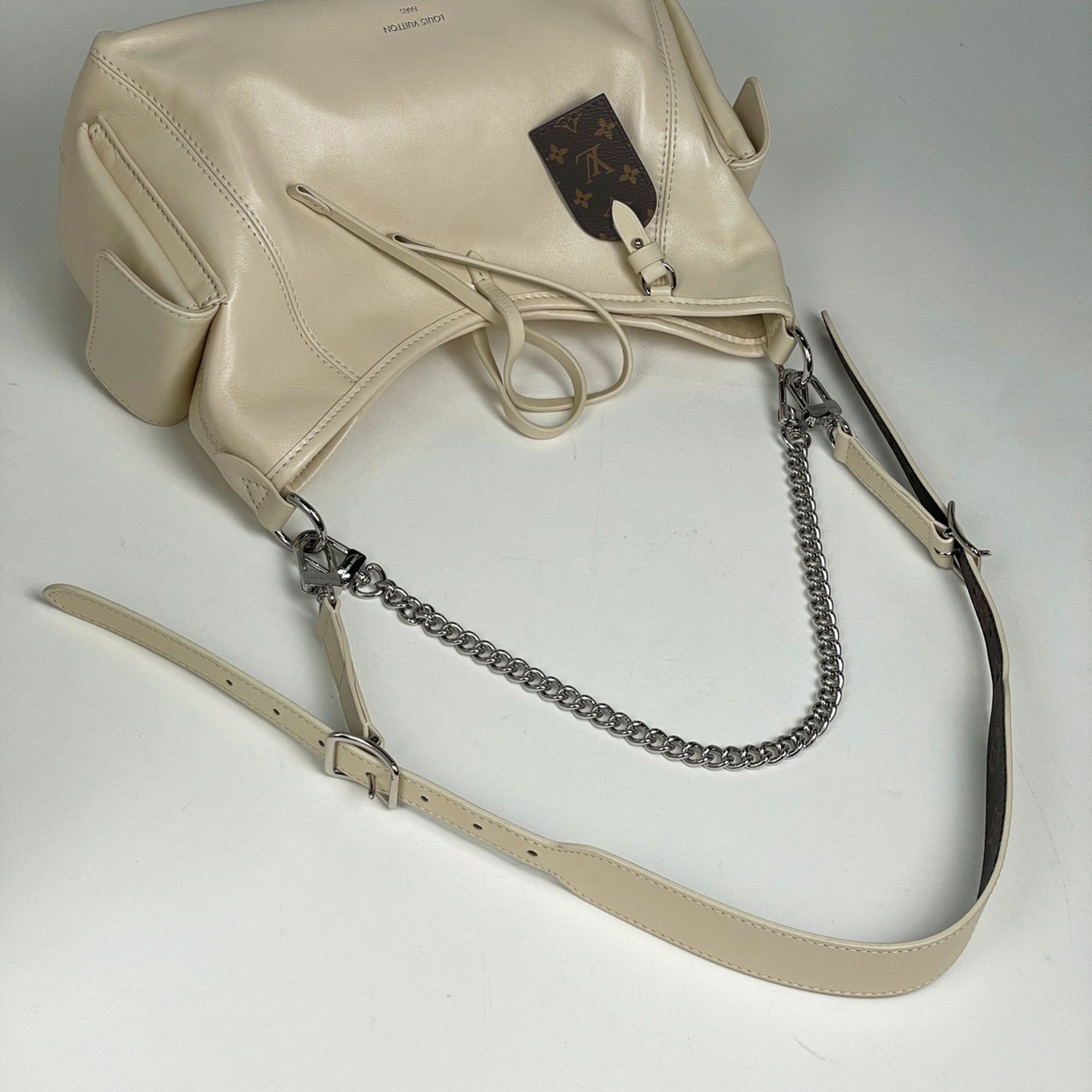 Leather Shoulder Bag (Pre-Owned) - Louis Vuitton - Modalova