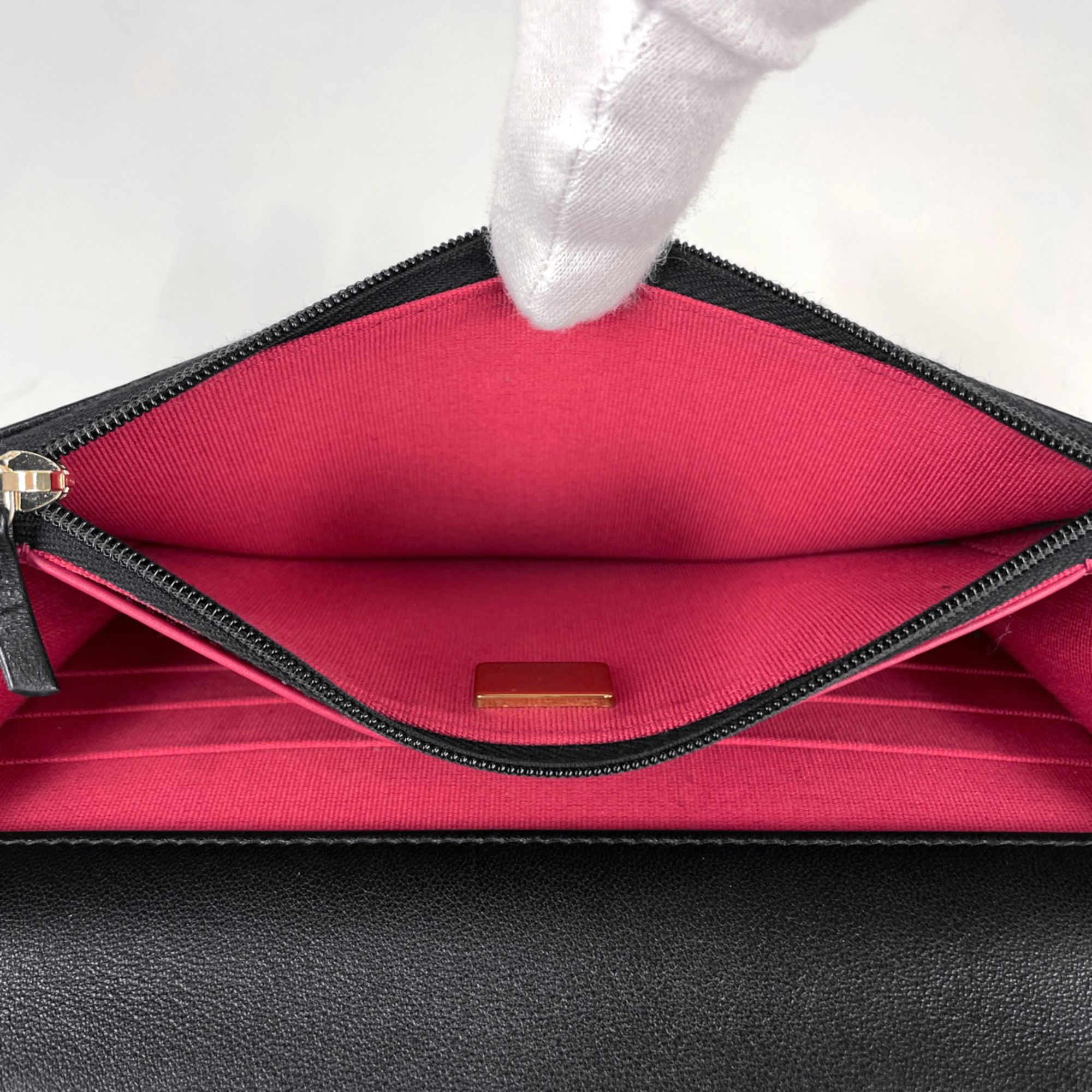 Leather Shoulder Bag (Pre-Owned) - Chanel - Modalova