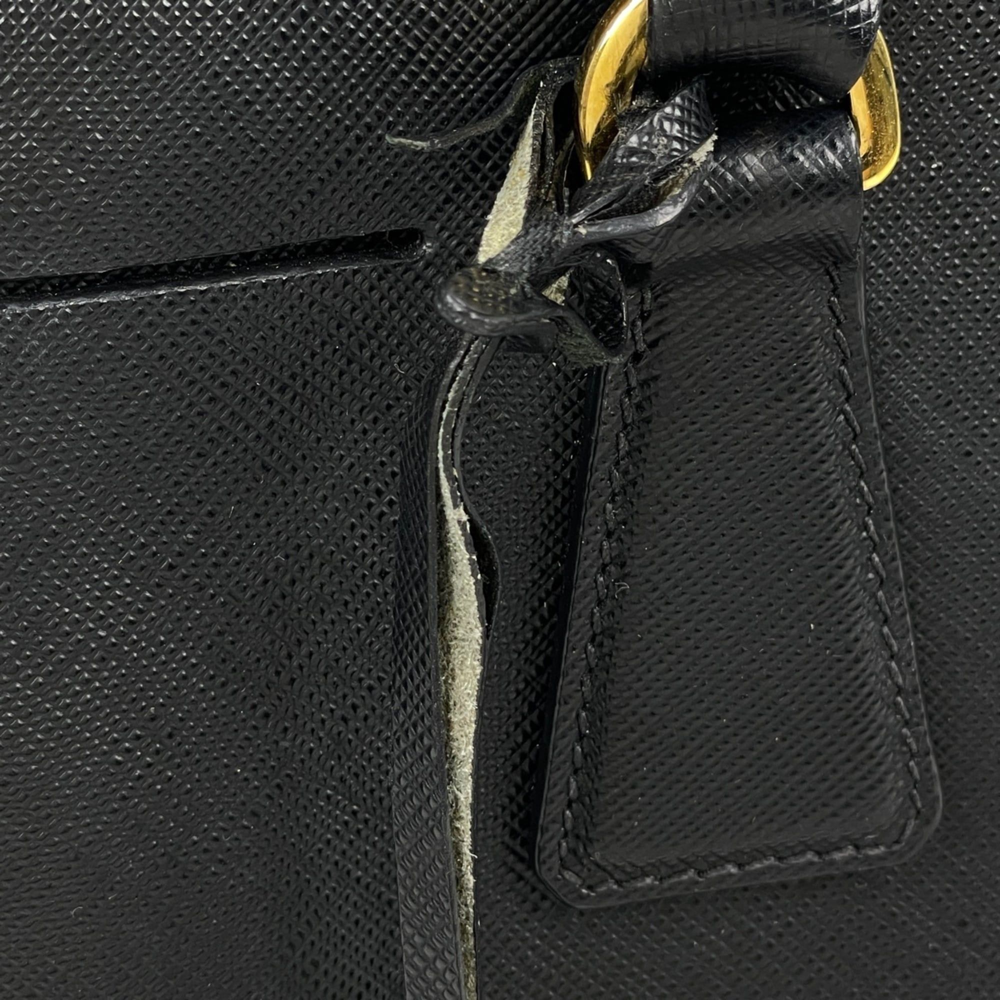 Leather Handbag (Pre-Owned) - Prada - Modalova