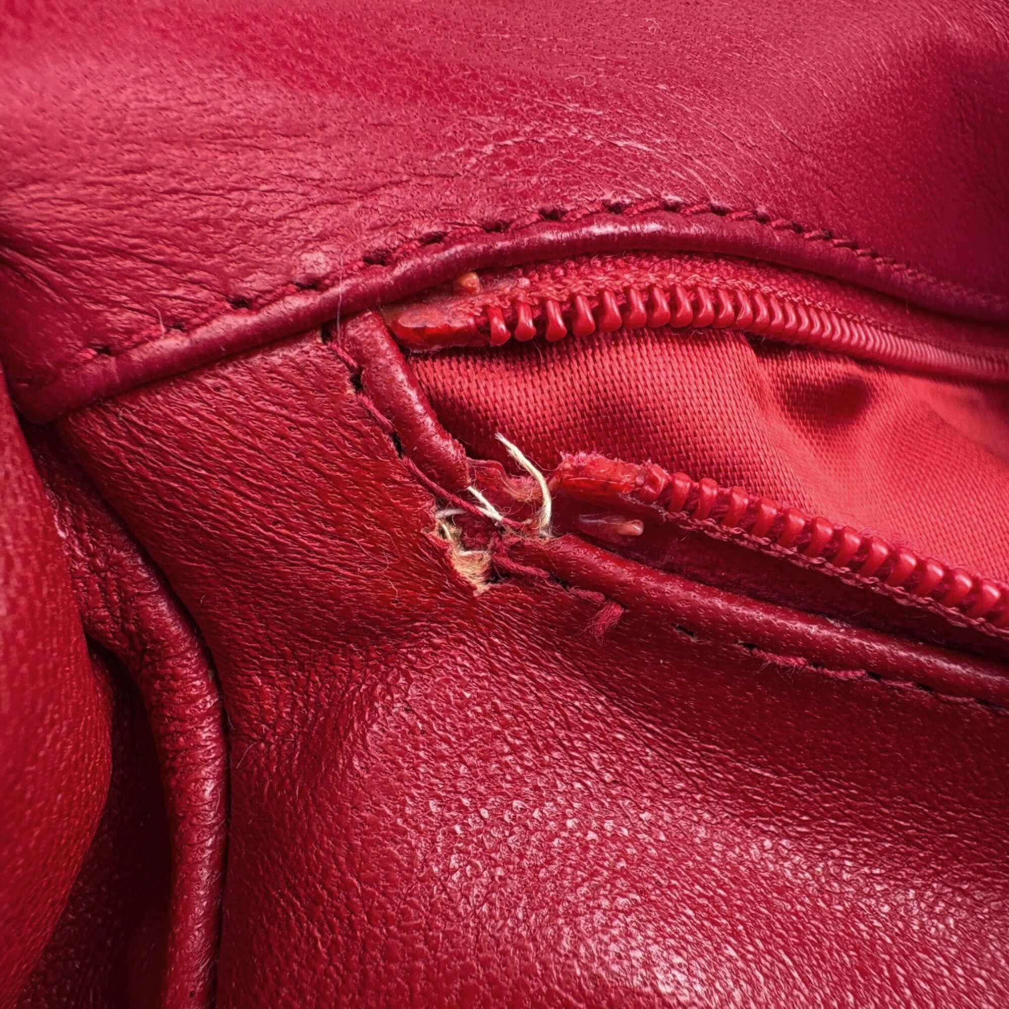 Leather Shoulder Bag (Pre-Owned) - Chanel - Modalova