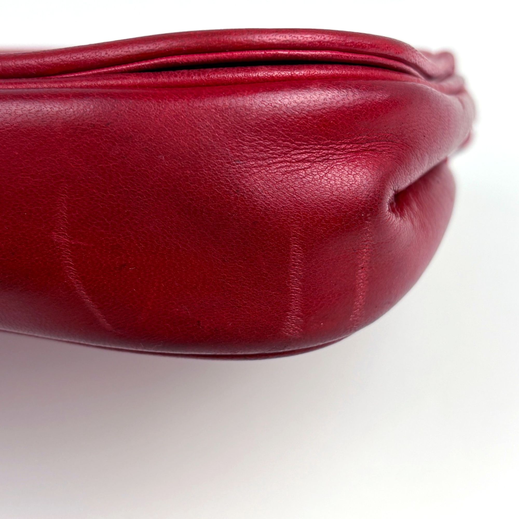 Leather Shoulder Bag (Pre-Owned) - Chanel - Modalova
