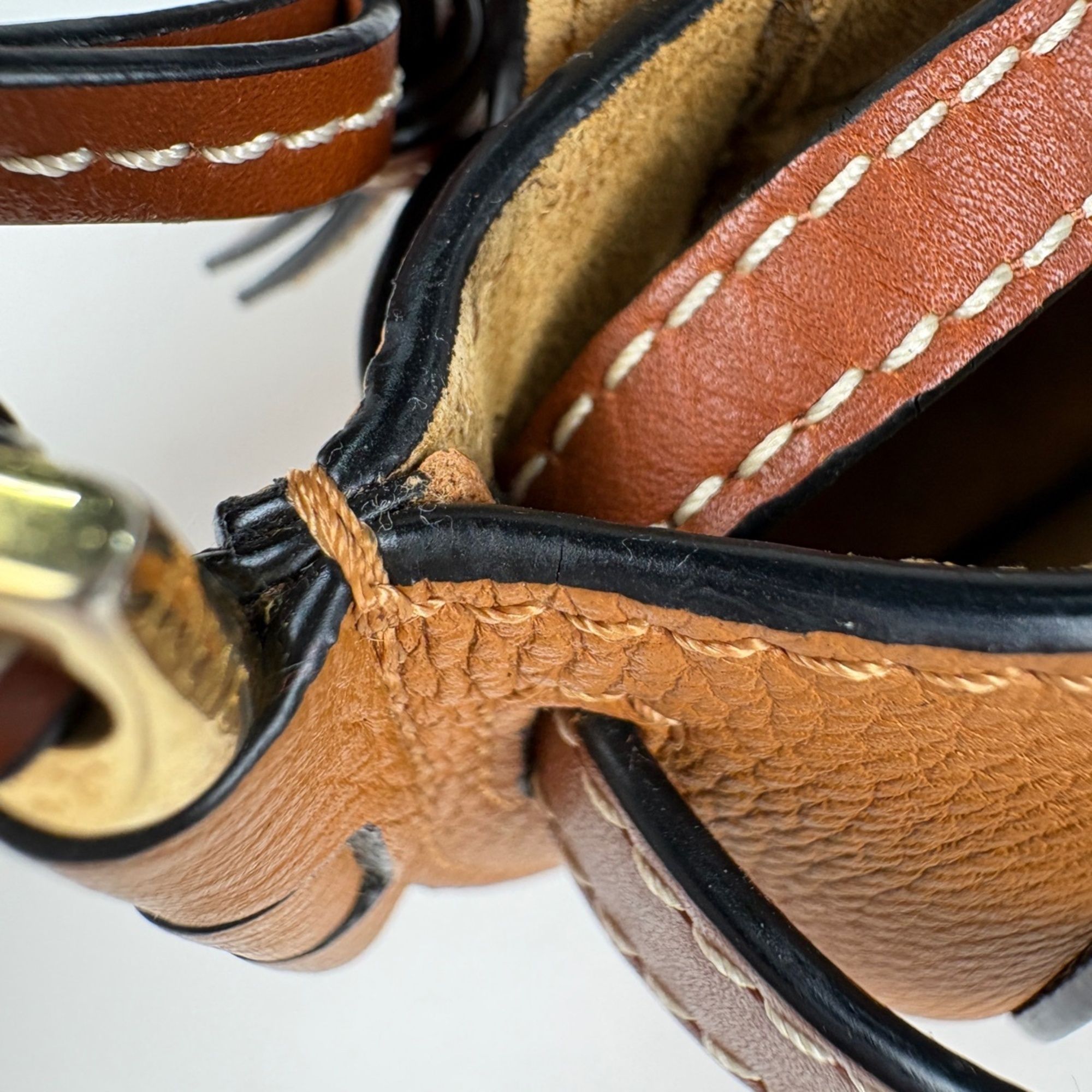 Leather Shoulder Bag (Pre-Owned) - Loewe - Modalova