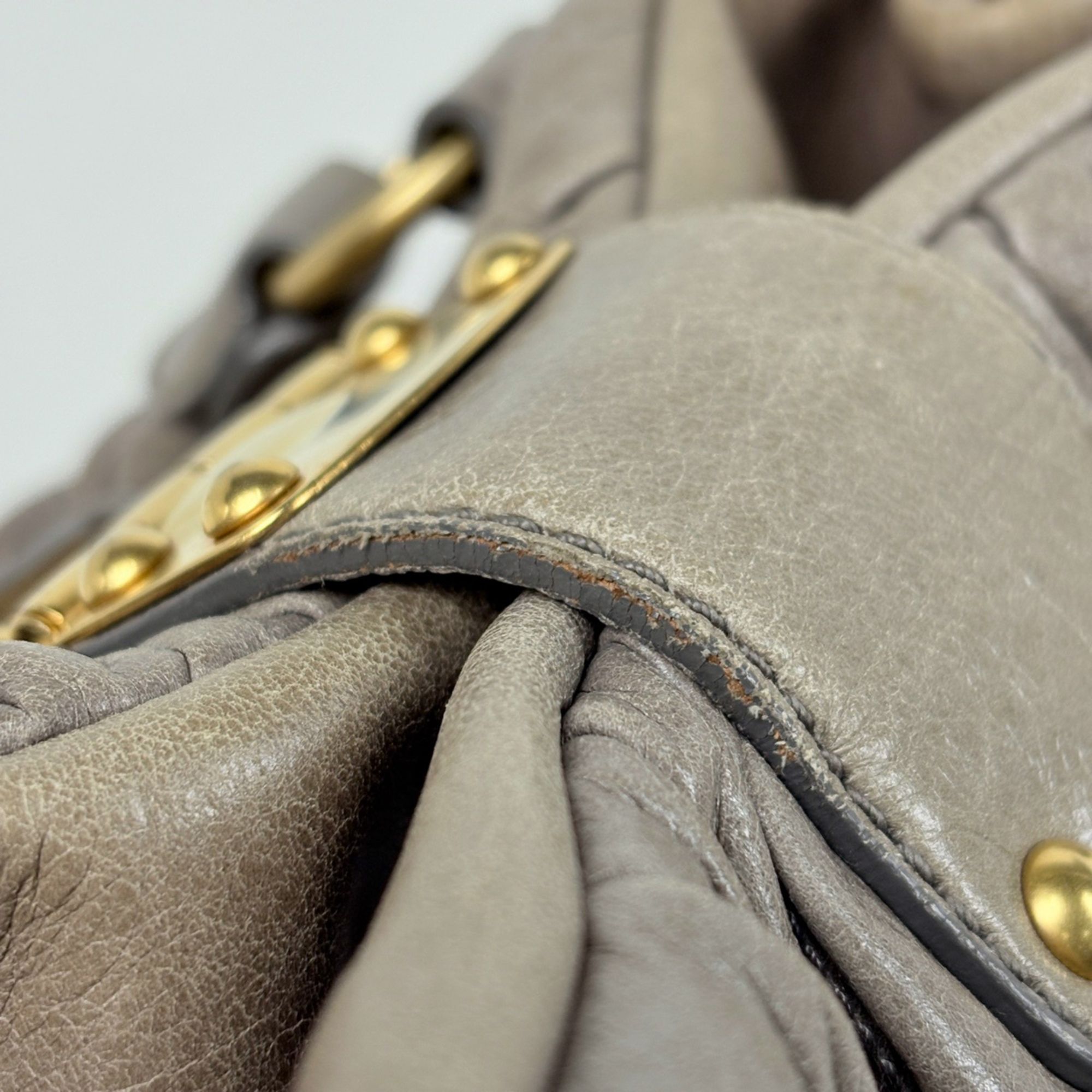Matelasse Leather Handbag (Pre-Owned) - Miu Miu - Modalova
