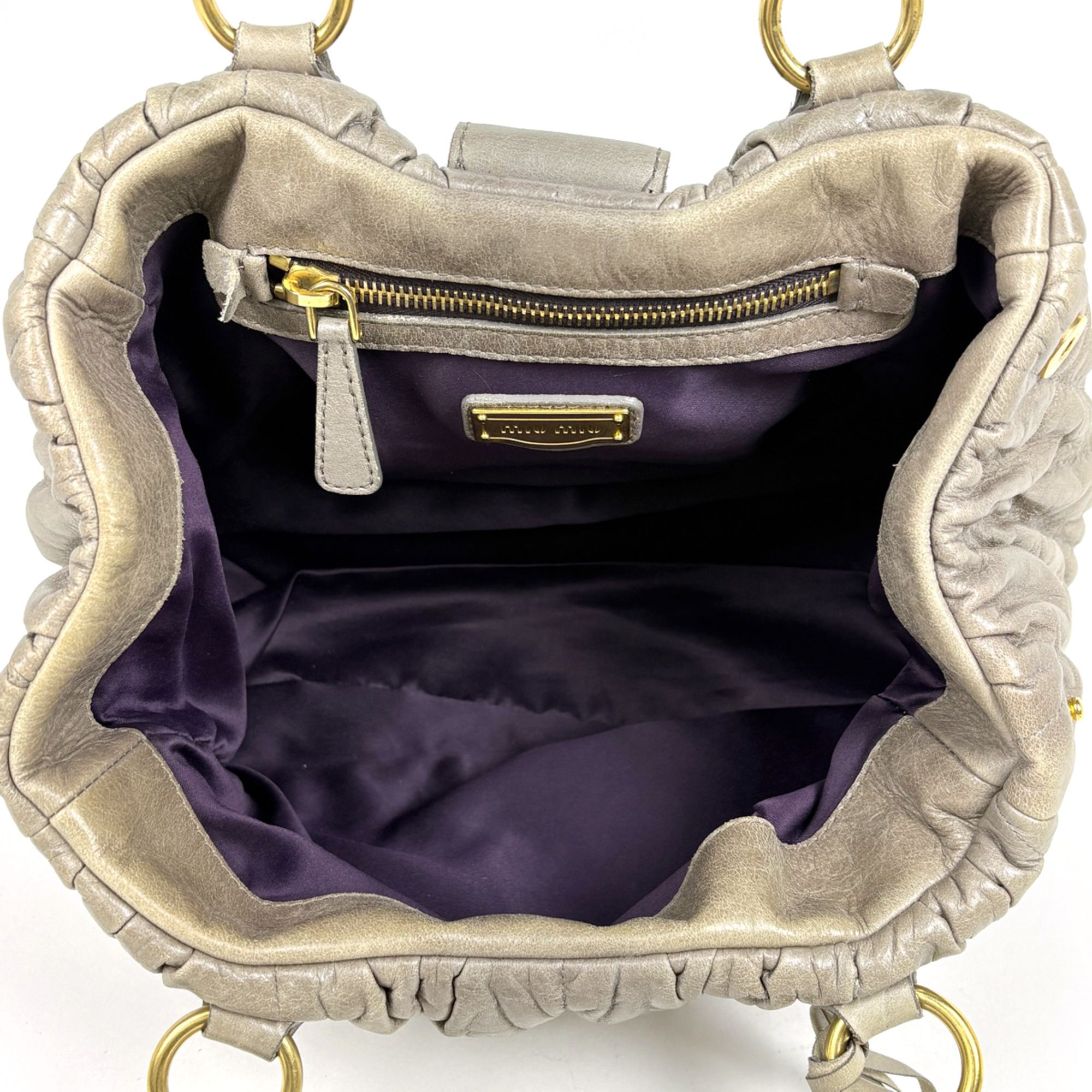 Matelasse Leather Handbag (Pre-Owned) - Miu Miu - Modalova
