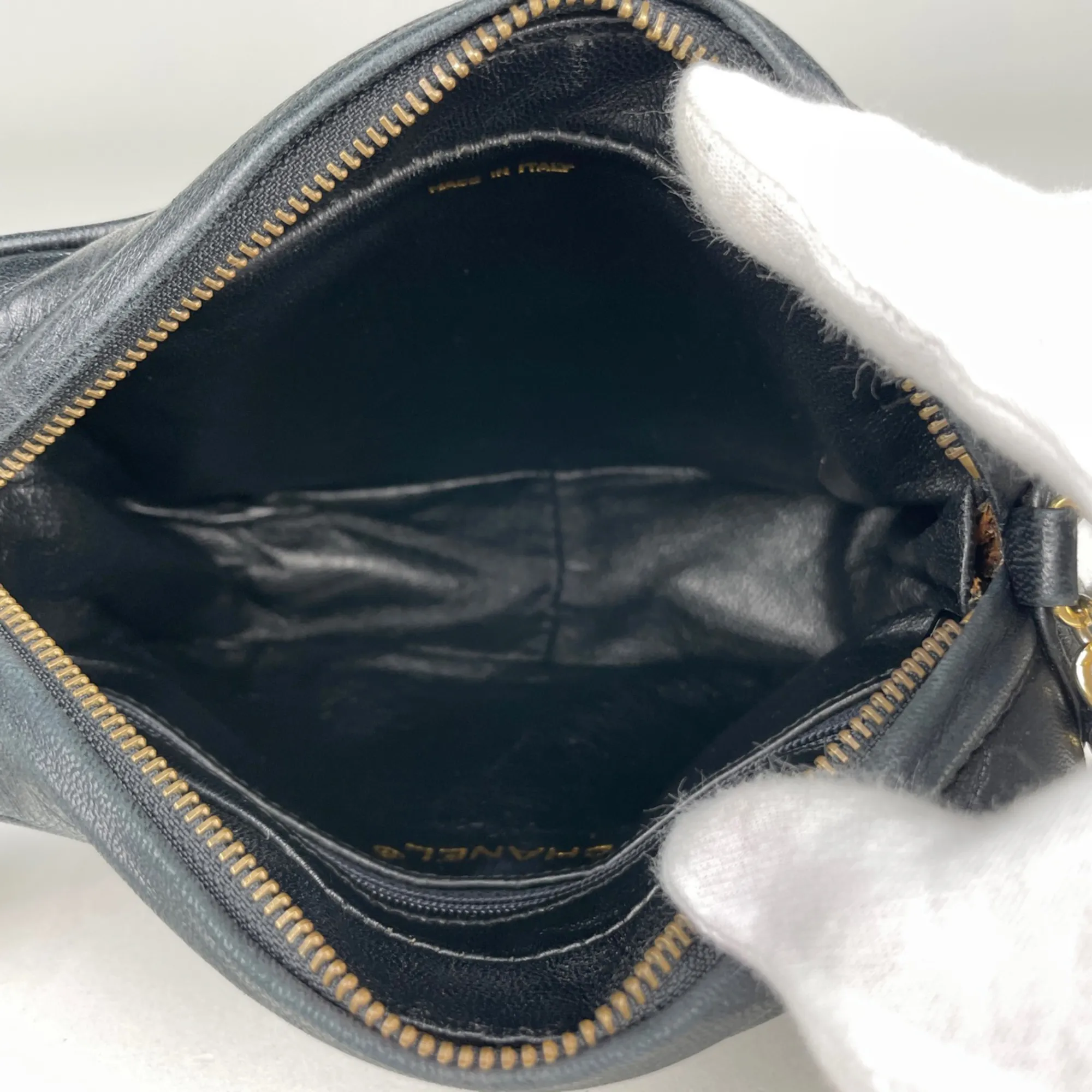 Leather Shoulder Bag (Pre-Owned) - Chanel - Modalova